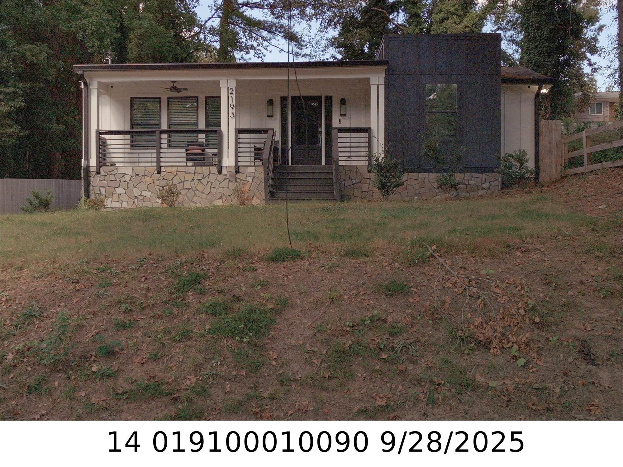 2193 Park Ter, Atlanta, GA 30337-1733