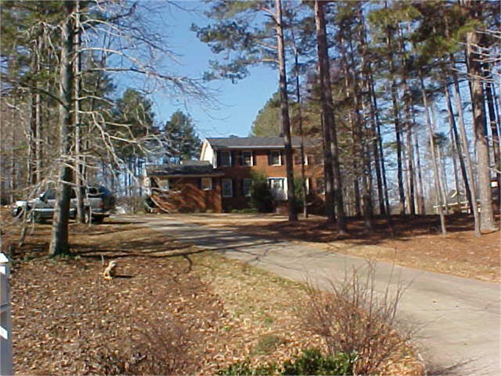 85 Hickory Hollow Dr, Jefferson, GA 30549-6643