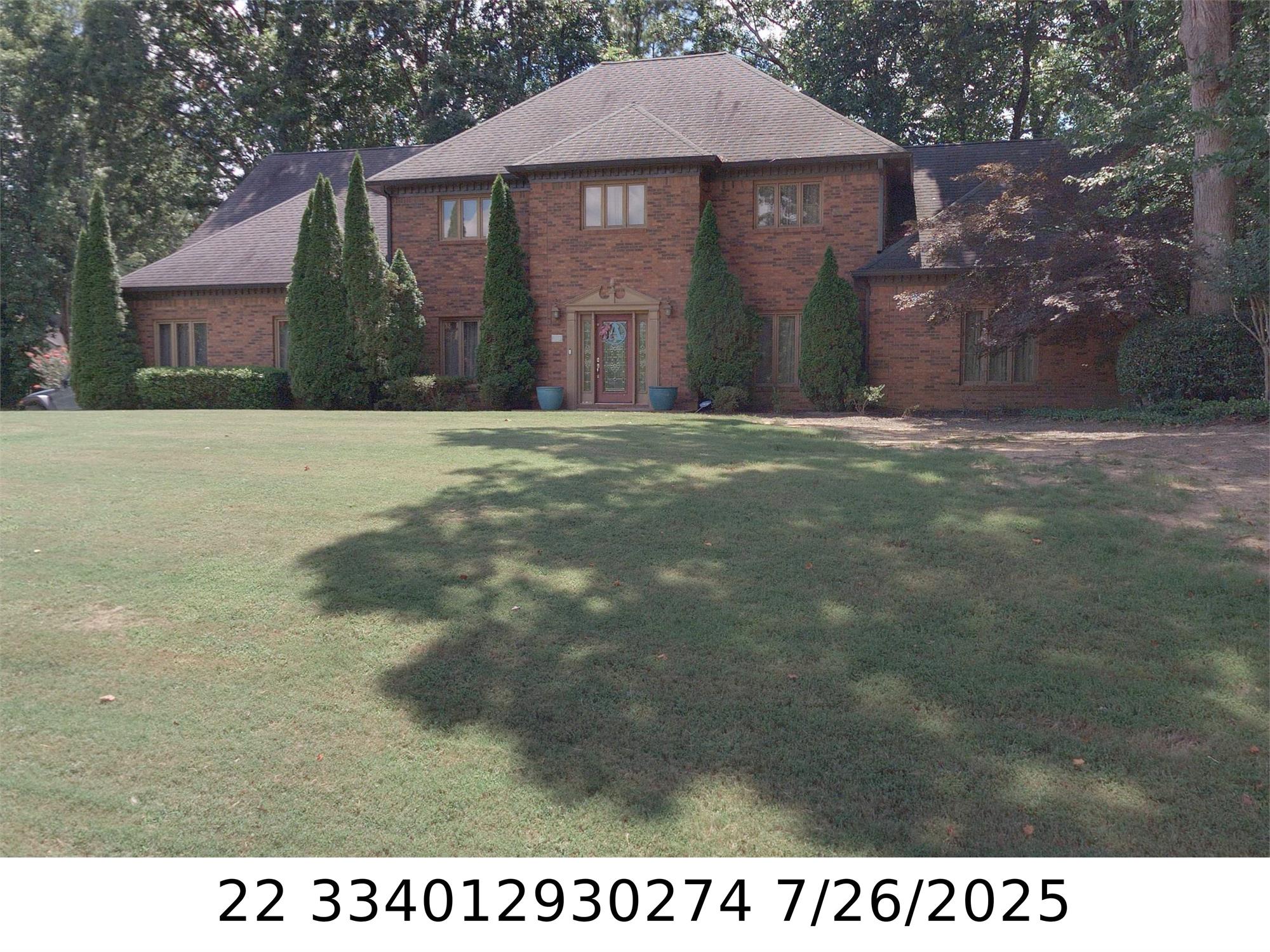 12110 Willow Run Rd, Roswell, GA 30075-1268