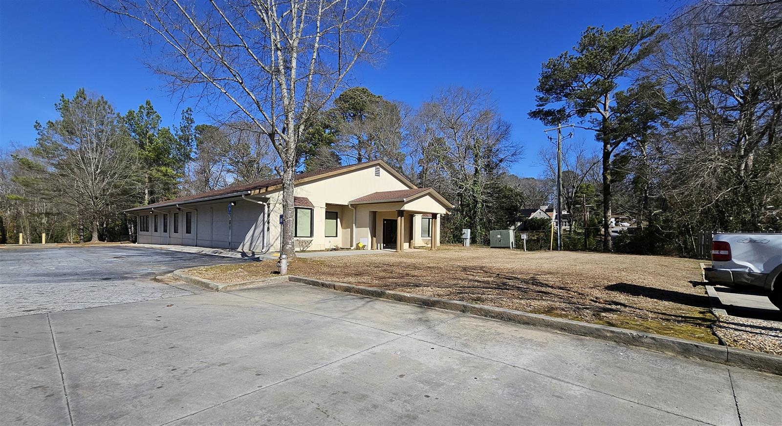 7446 Covington Hwy, Lithonia, GA 30058-7612