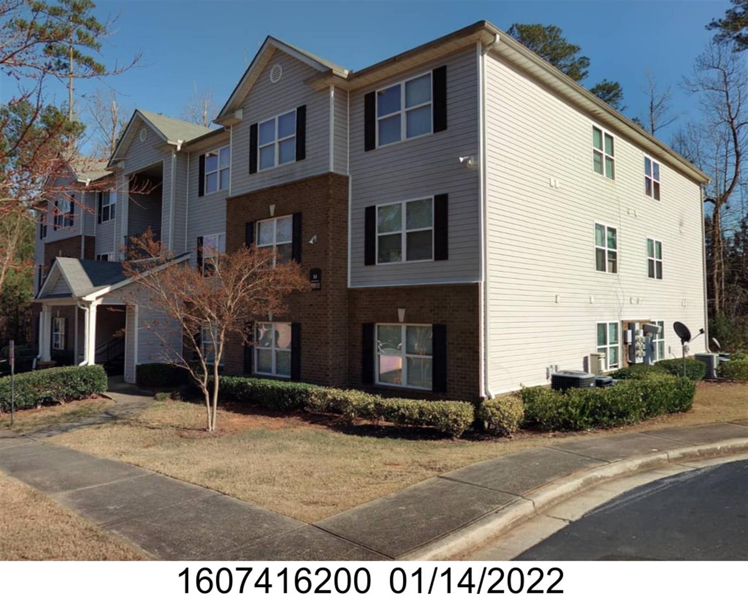 14104 Fairington Ridge Cir, Lithonia, GA 30038-5655