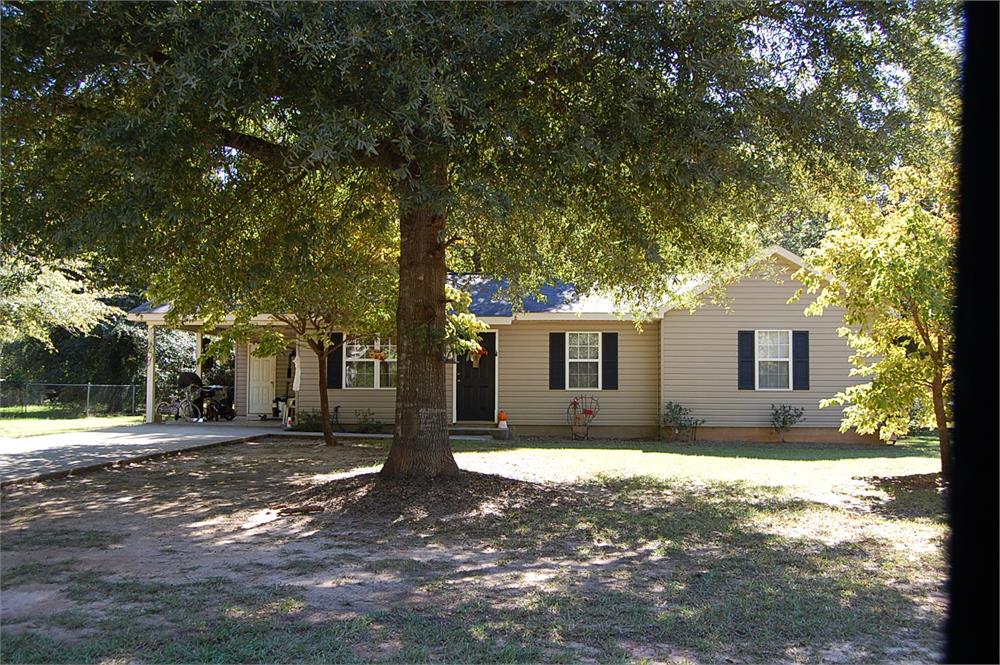 205 Addison Ln, Perry, GA 31069-9261
