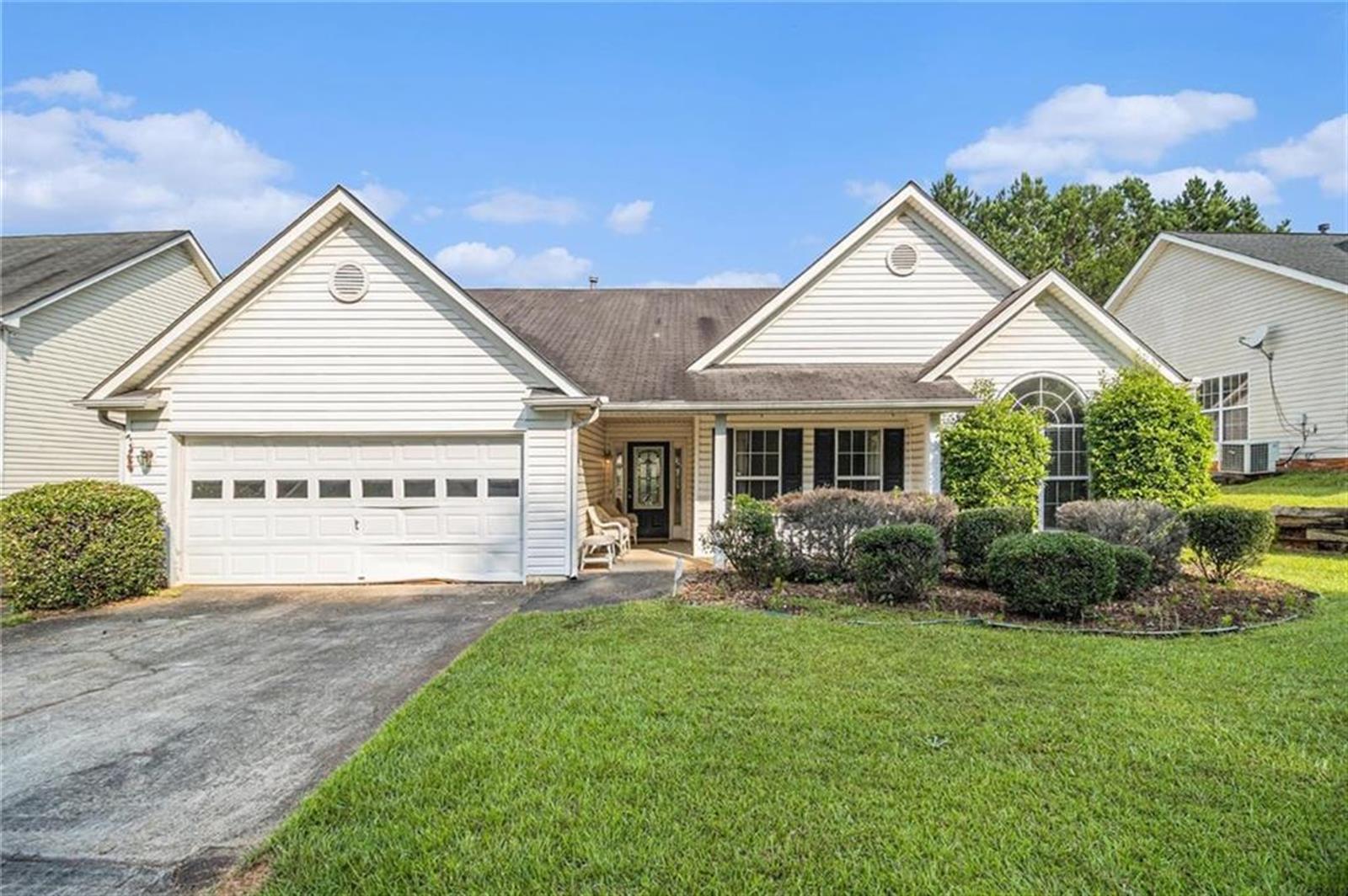 2397 Cove Lake Rd, Lithonia, GA 30058-1818