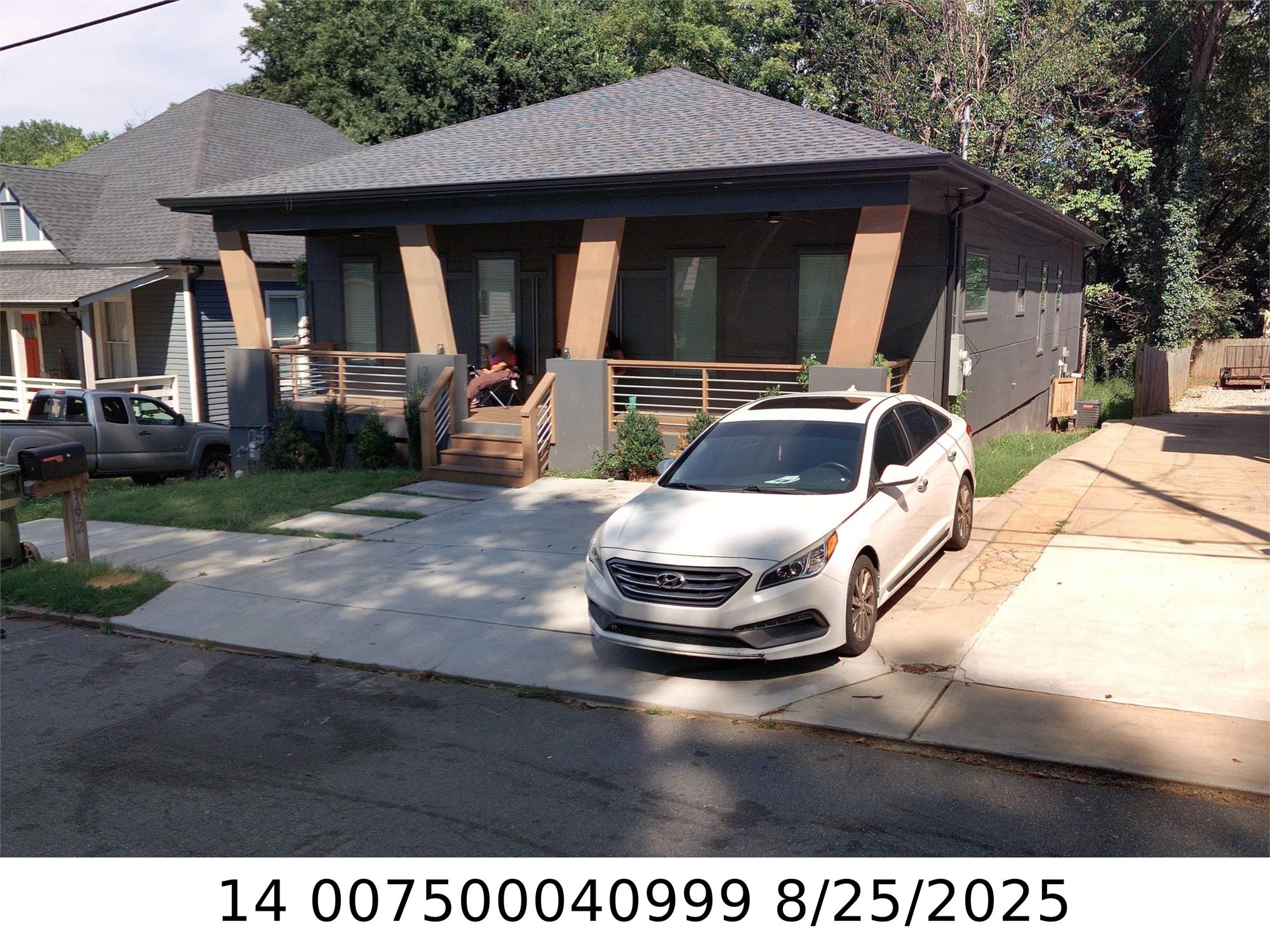 762 Cooper St Sw, Atlanta, GA 30315-1038