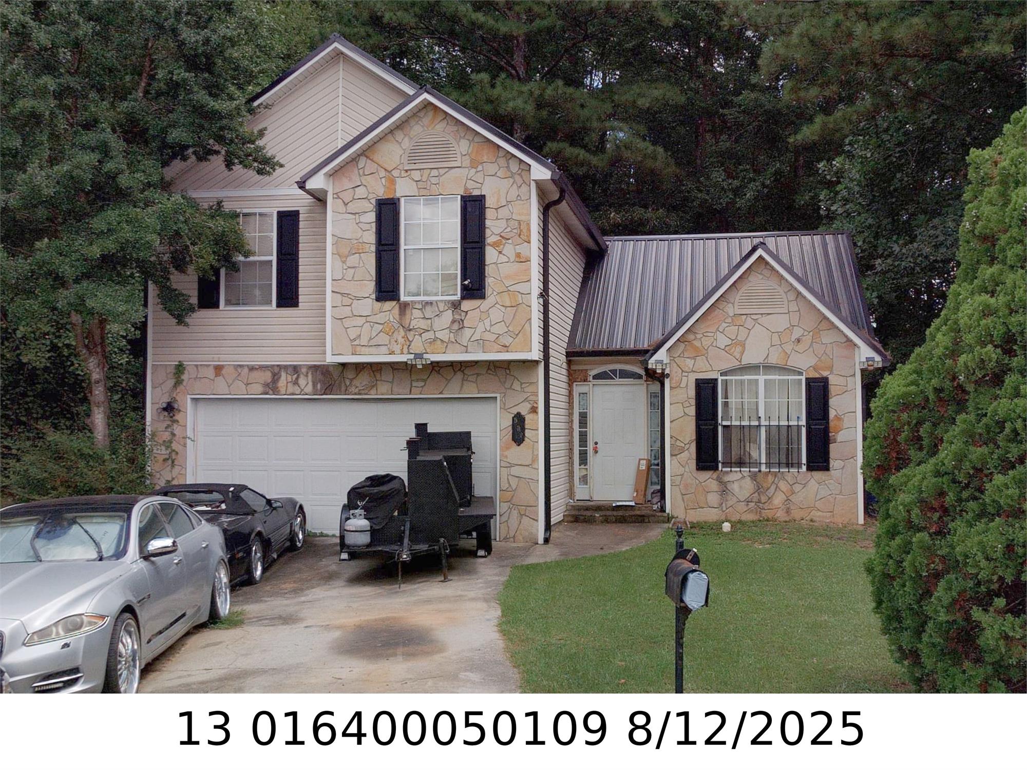 550 Haymarket Ct, Riverdale, GA 30296-1671