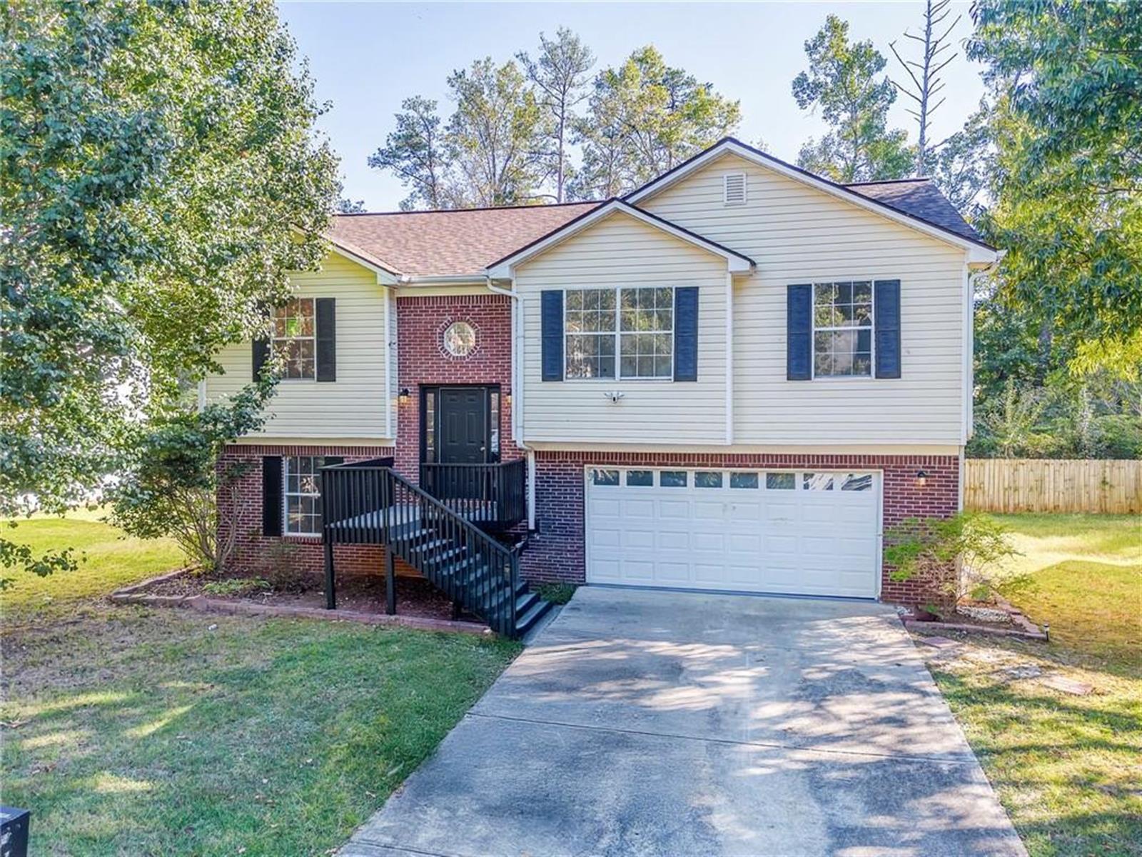 4379 Cross Ln, Decatur, GA 30035-2114