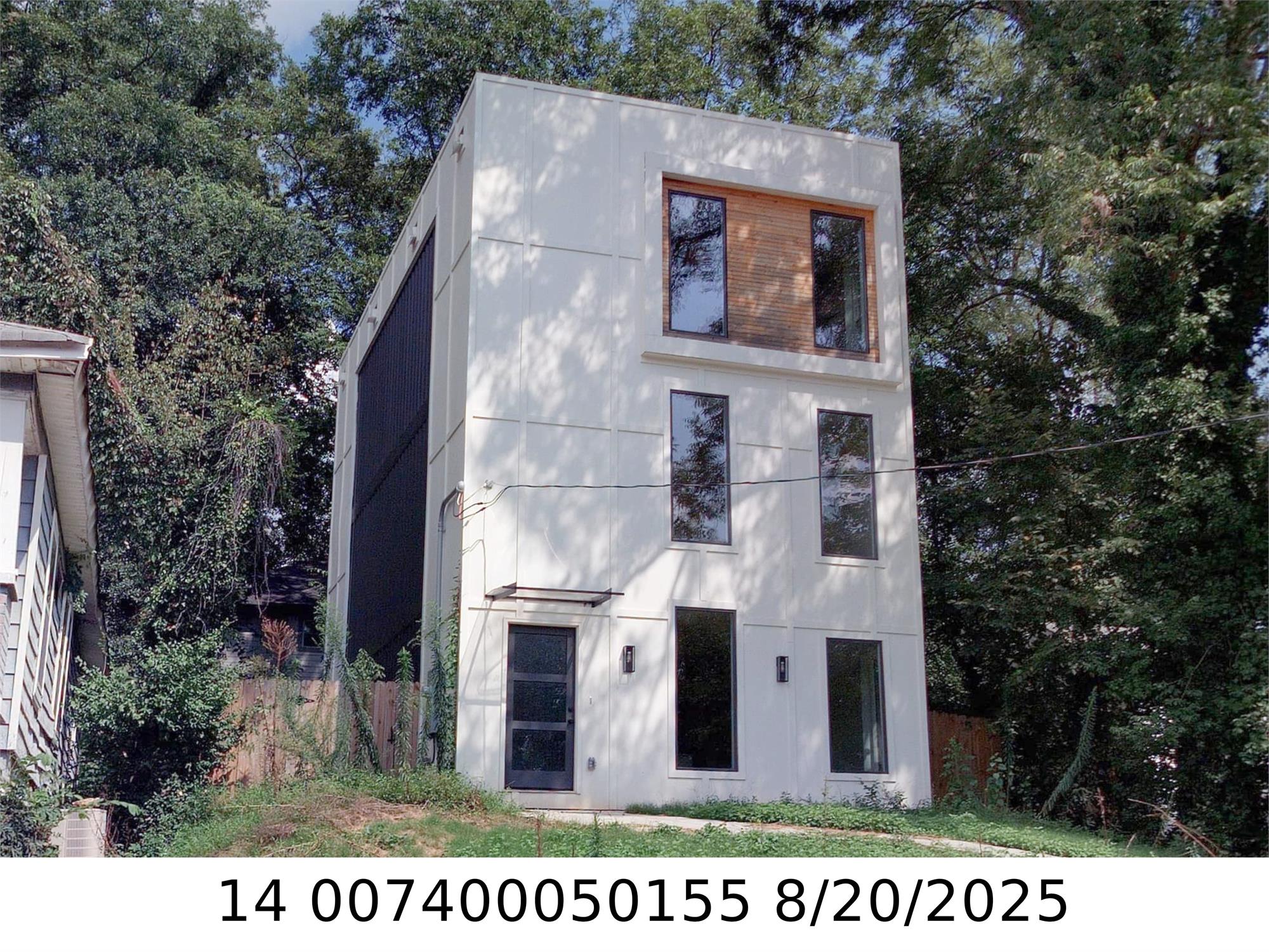 1052 Windsor St Sw, Atlanta, GA 30310-3634