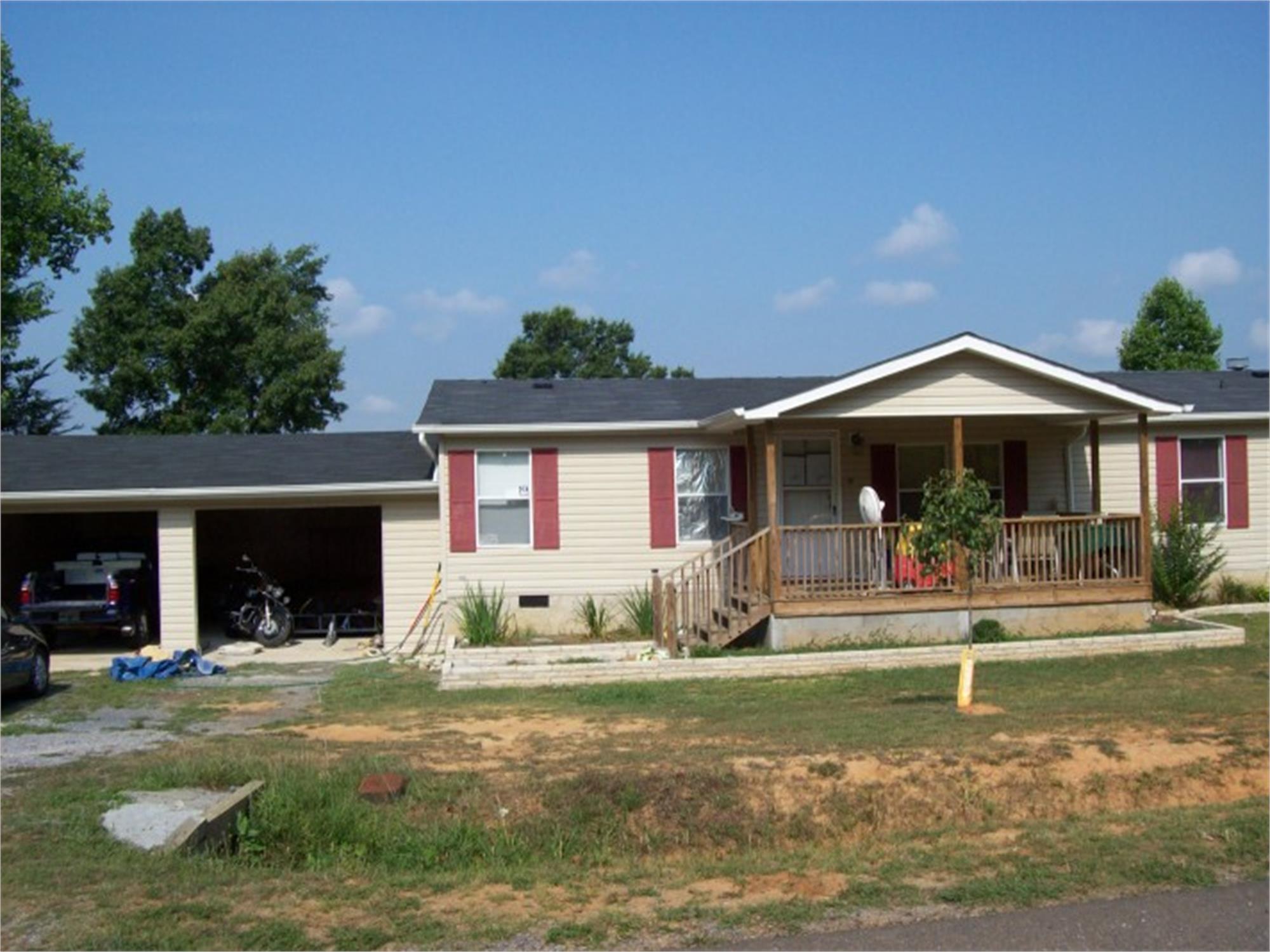 118 Applewood Ln, Chatsworth, GA 30705-4969