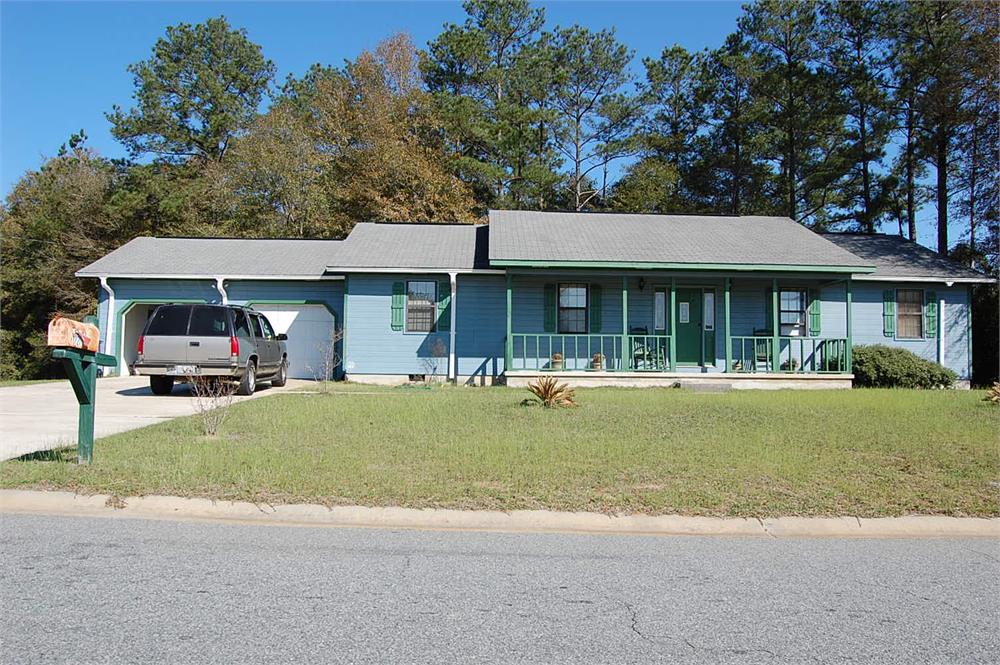 1220 John Clerkley Dr, Perry, GA 31069-3165