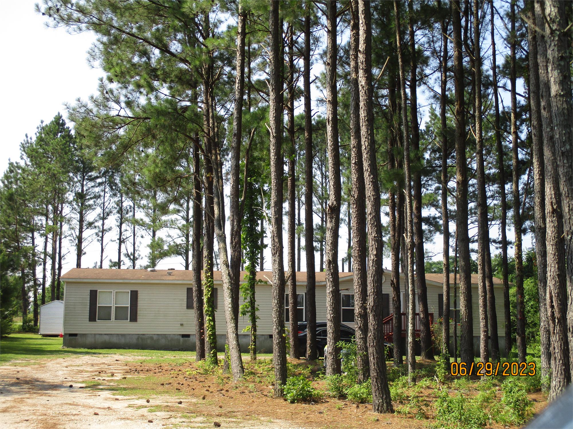 9870 Old Savannah Rd, Sandersville, GA 31082-6602