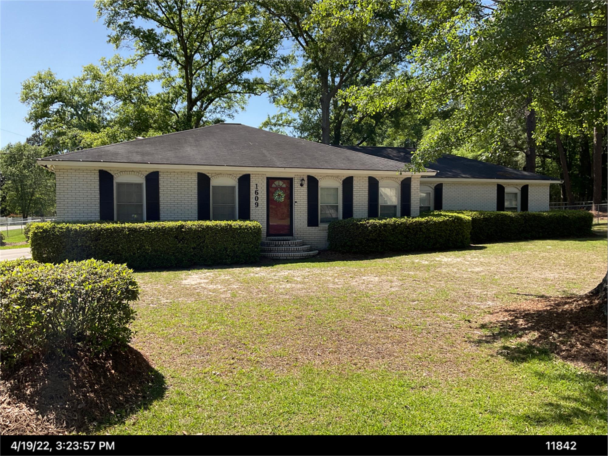1609 Clyde Blvd, Vidalia, GA 30474-9206