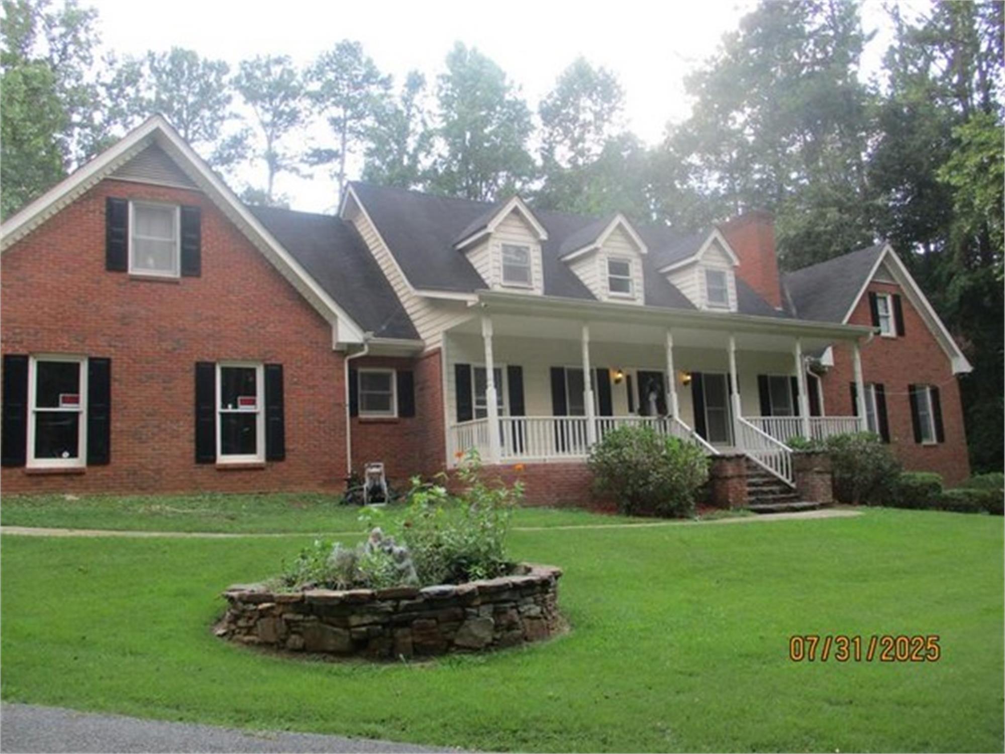 3636 Juhan Rd, Stone Mountain, GA 30087