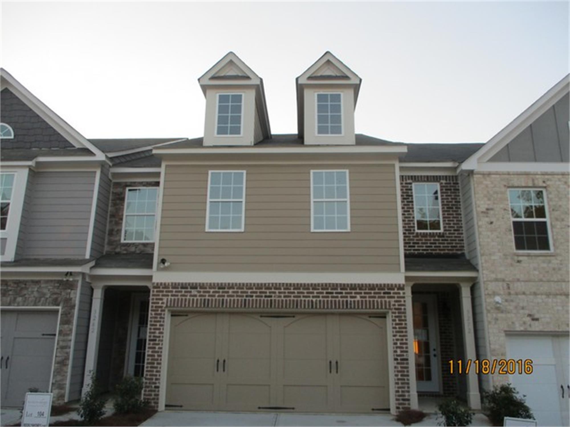 3272 Clear View Dr, Snellville, GA 30078-4566