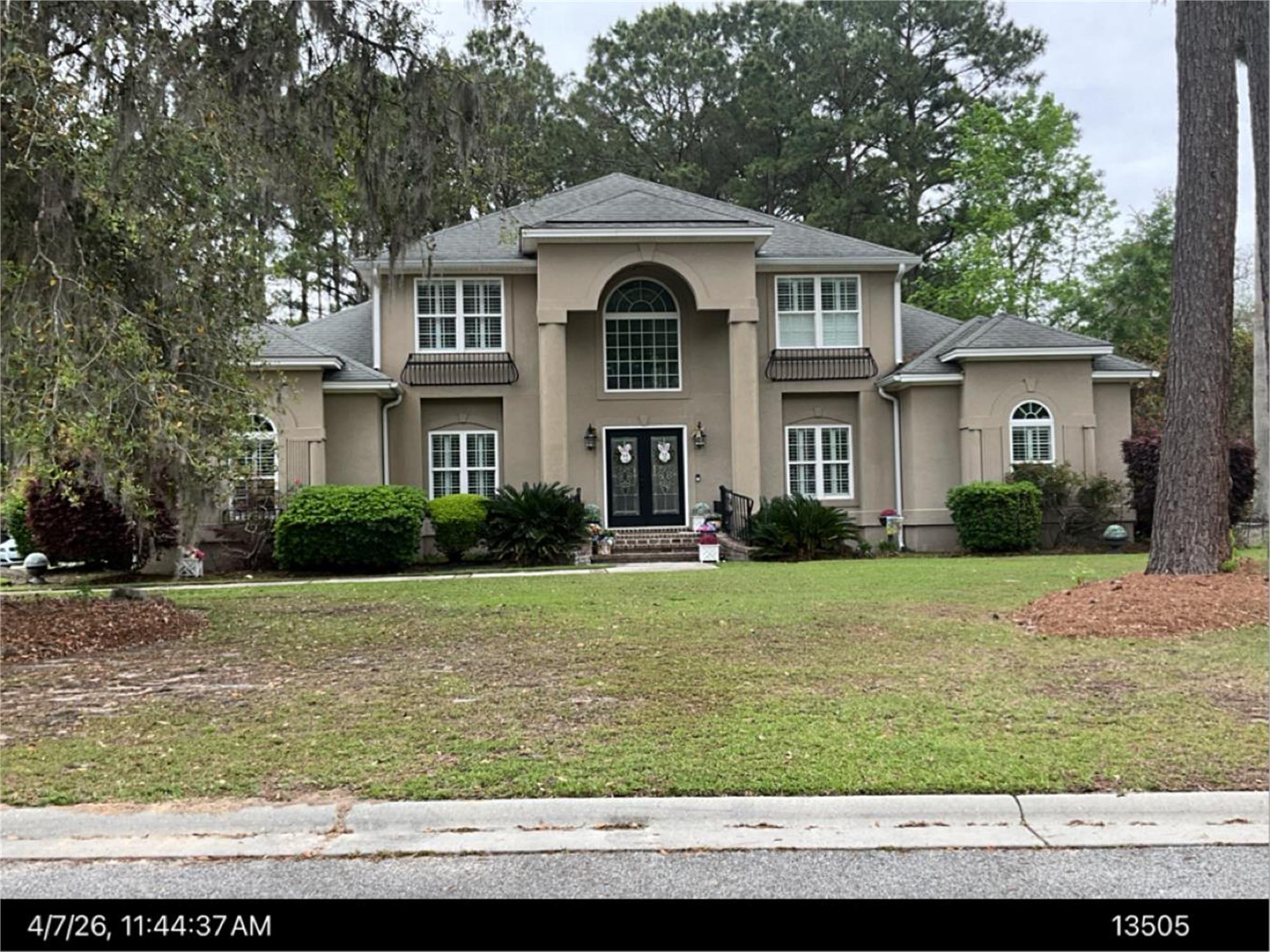 355 Kingston Cir, Richmond Hill, GA 31324-9350