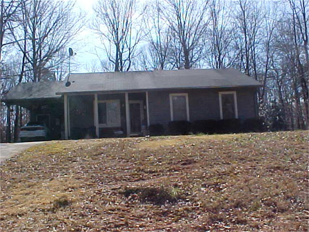 215 Henry St, Braselton, GA 30517