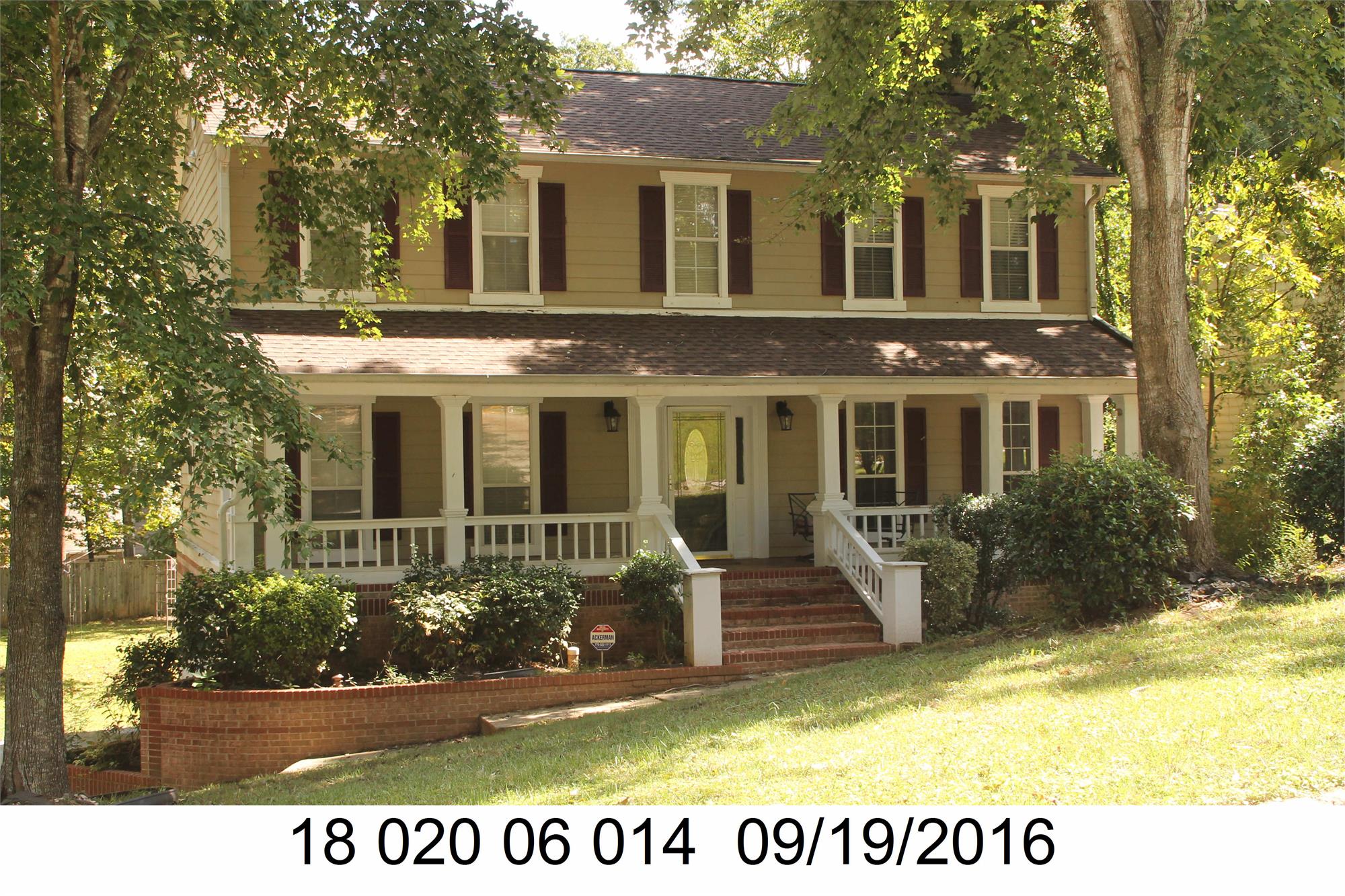 484 Sherwood Cir, Stone Mountain, GA 30087-5206