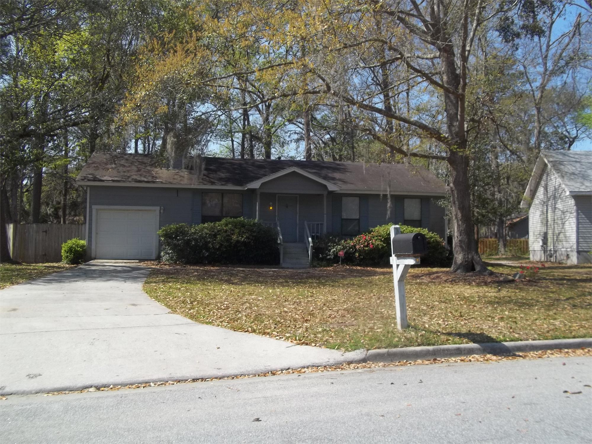 7 Cambridge Ct, Savannah, GA 31419-9449