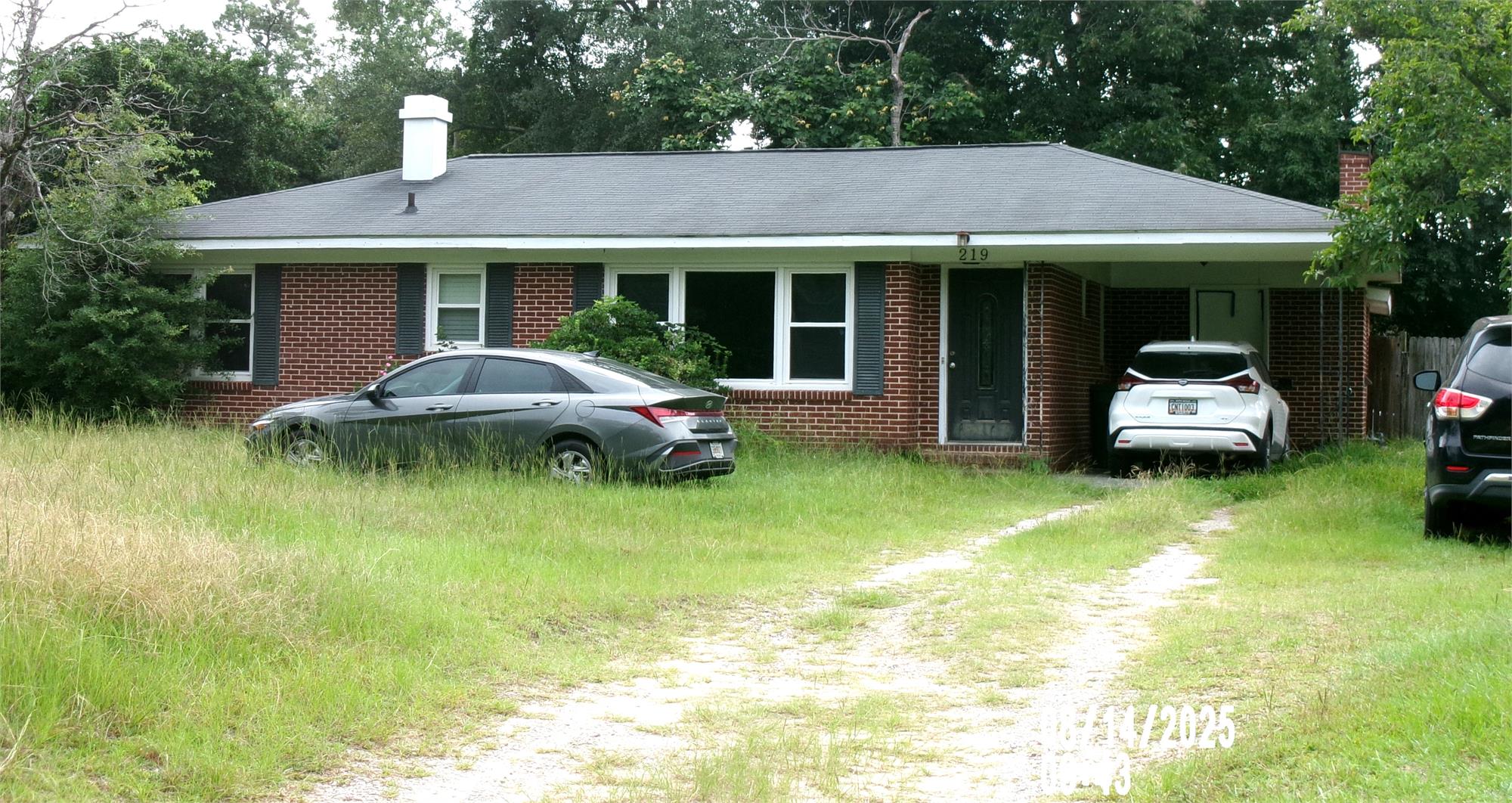 219 Dogwood Dr, Sylvania, GA 30467-2107