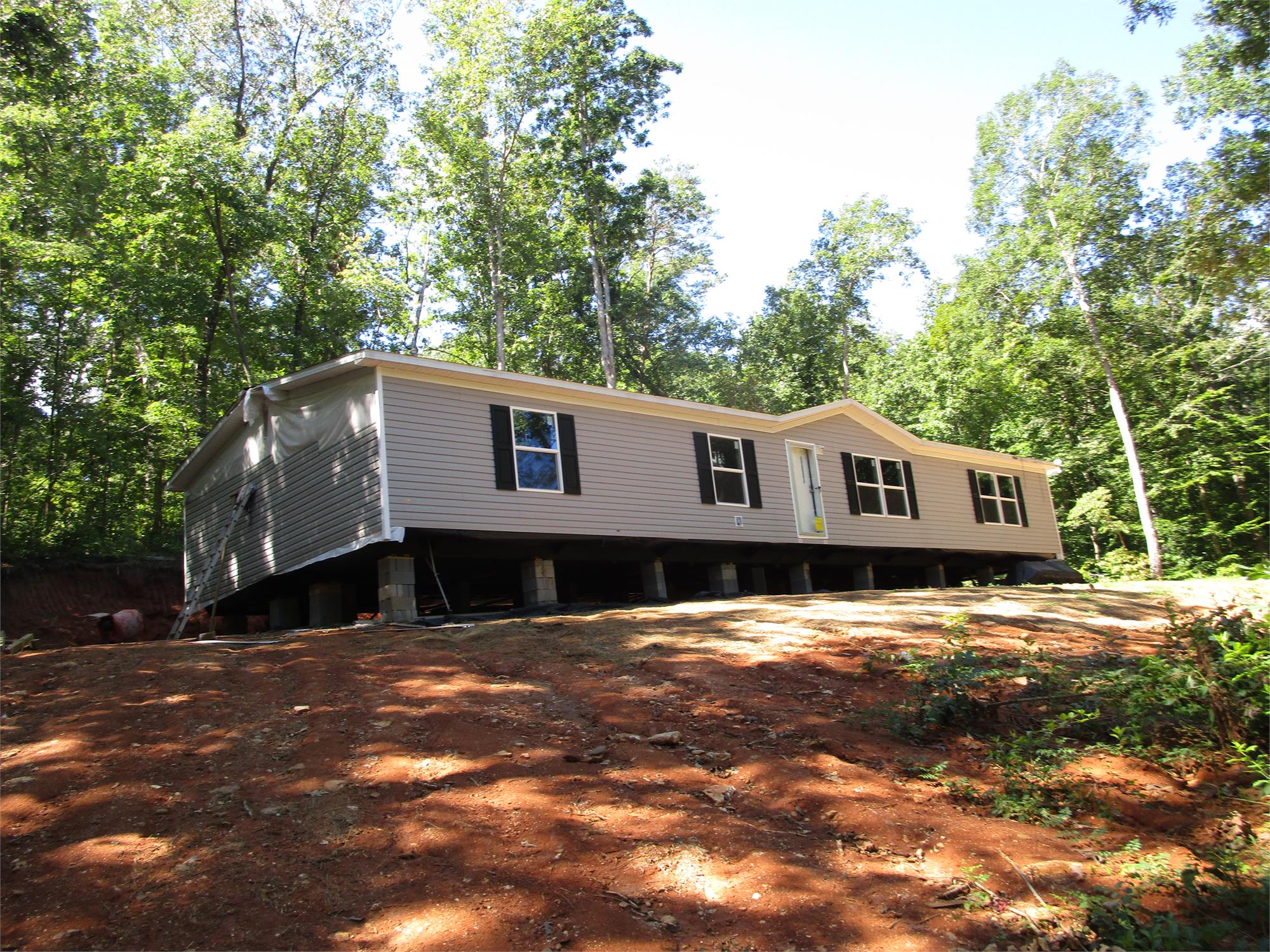 567 Suttles Rd, Martin, GA 30557-4417