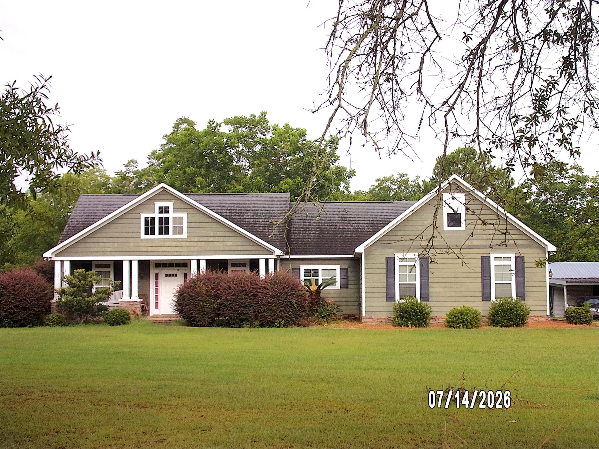 122 Camellia Rd, Fitzgerald, GA 31750-8377