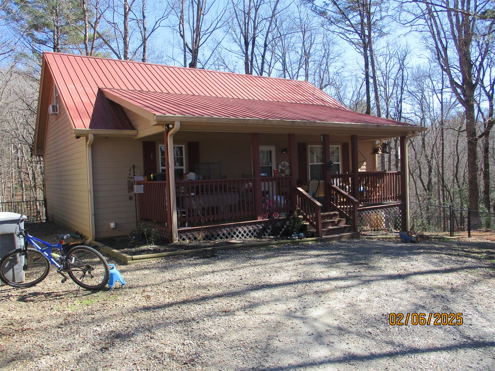 1015 Meadow View Rdg, Clarkesville, GA 30523-1162