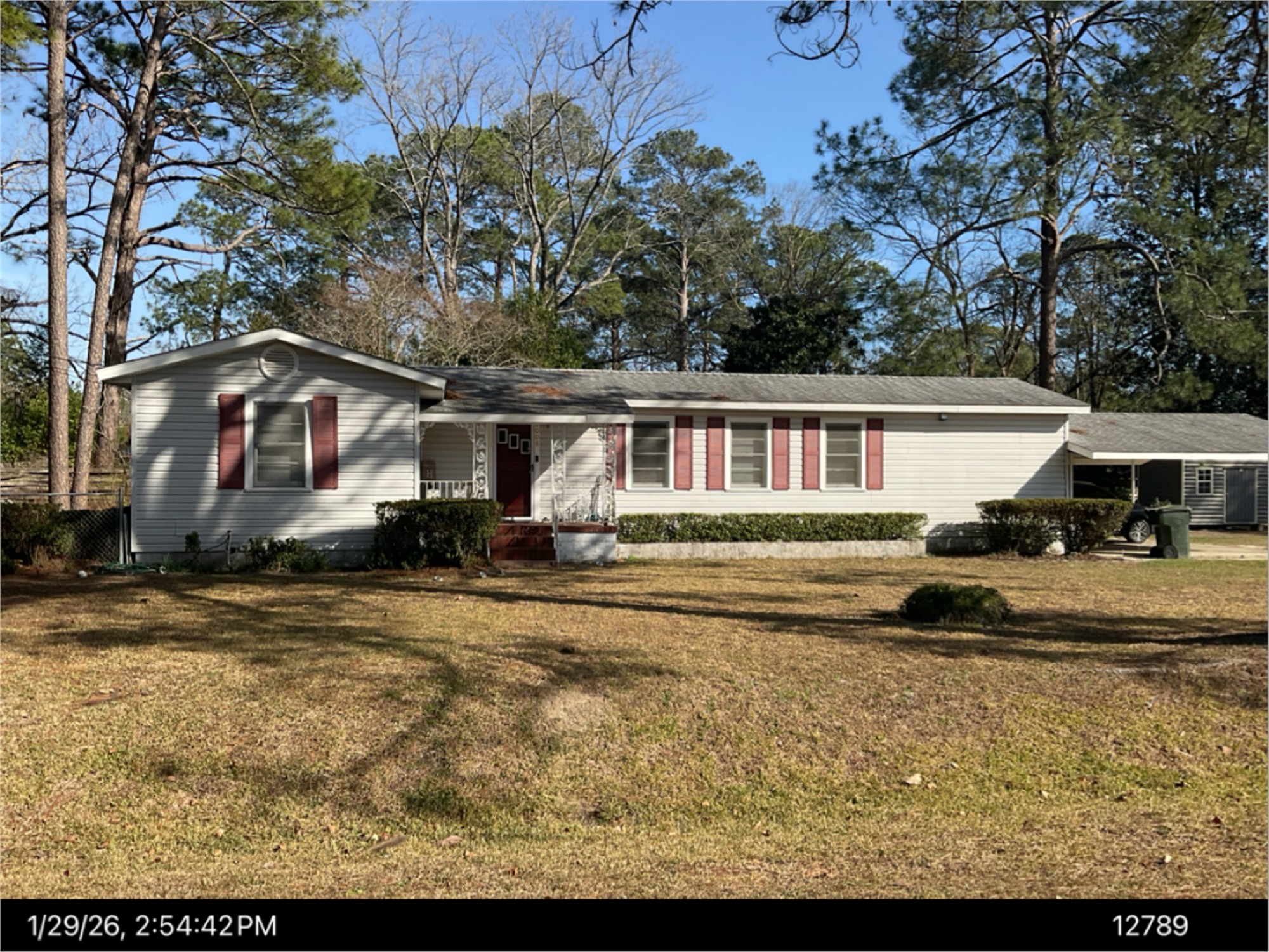 2008 Fairway Dr, Waycross, GA 31501-6957