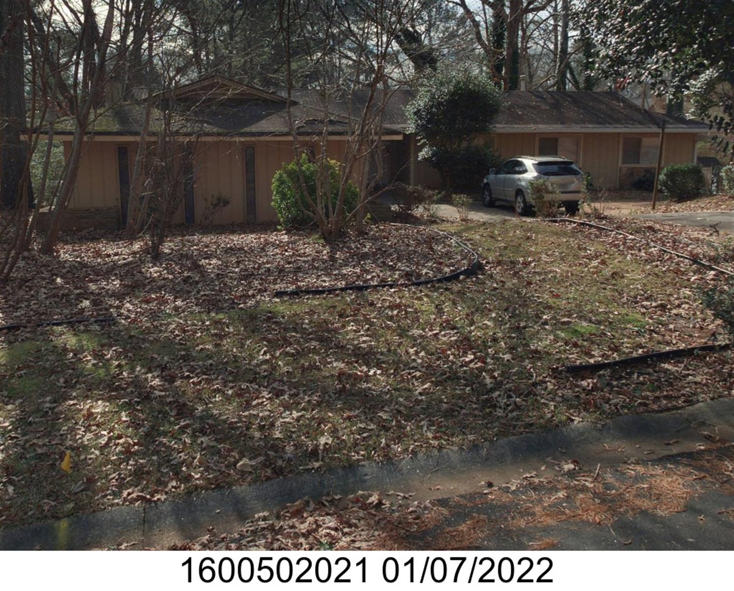 1717 Briarbend Ct, Stone Mountain, GA 30088-3603