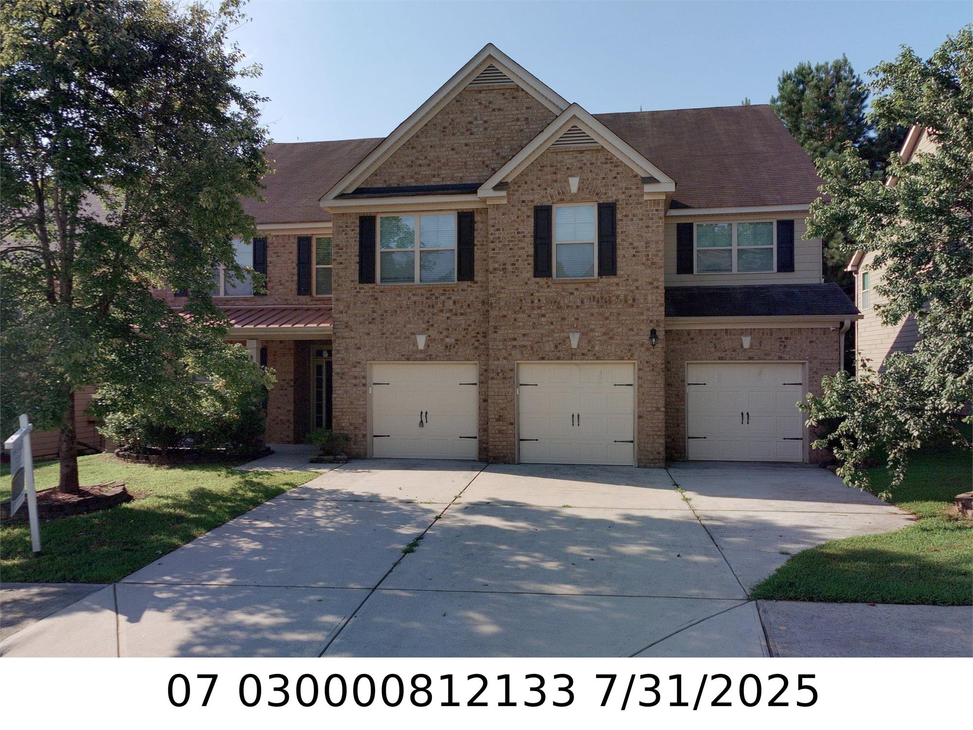 8178 Lochley Dr, Fairburn, GA 30213-4378
