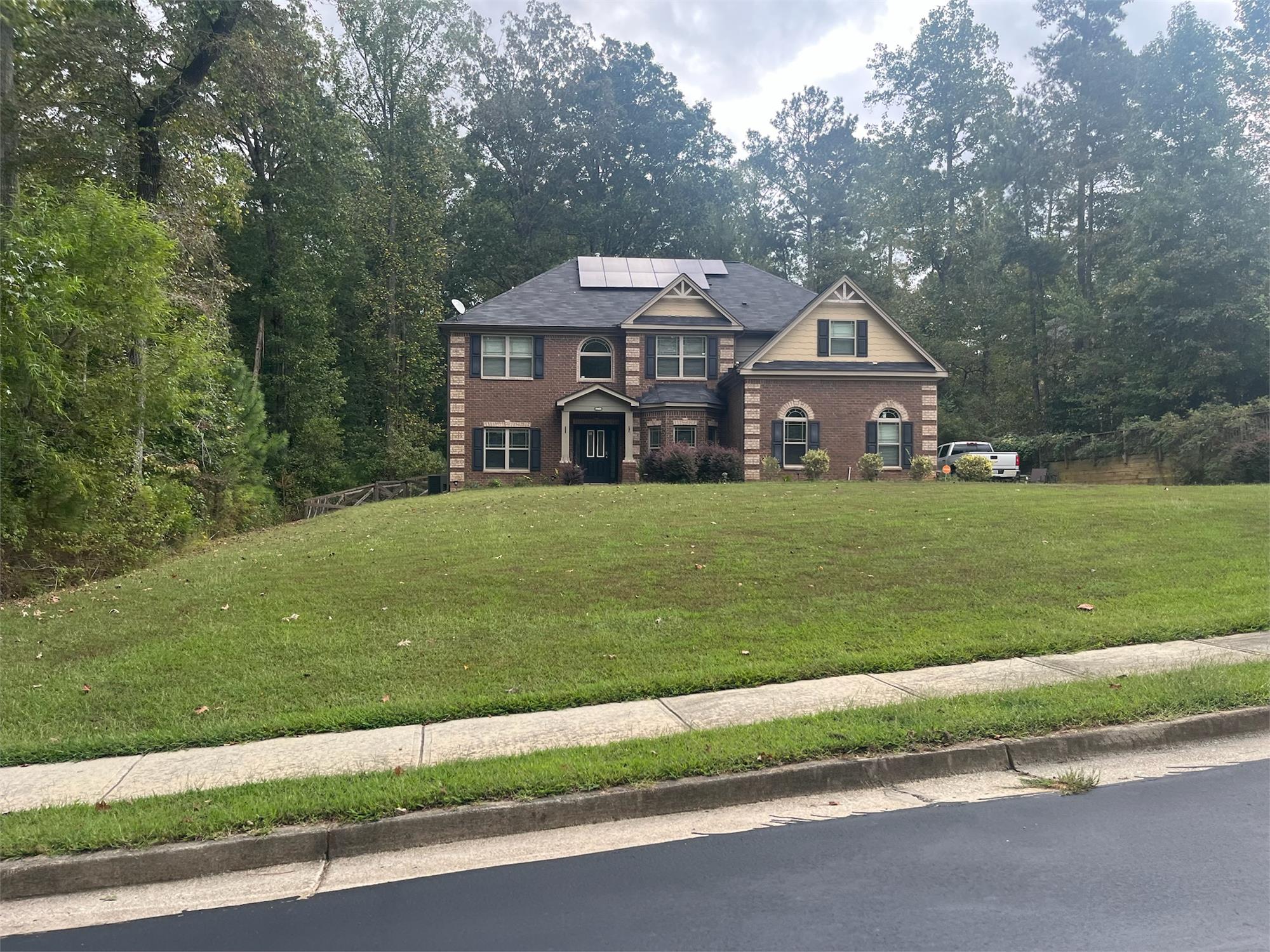 4006 Cherrywood Dr, Loganville, GA 30052-9419