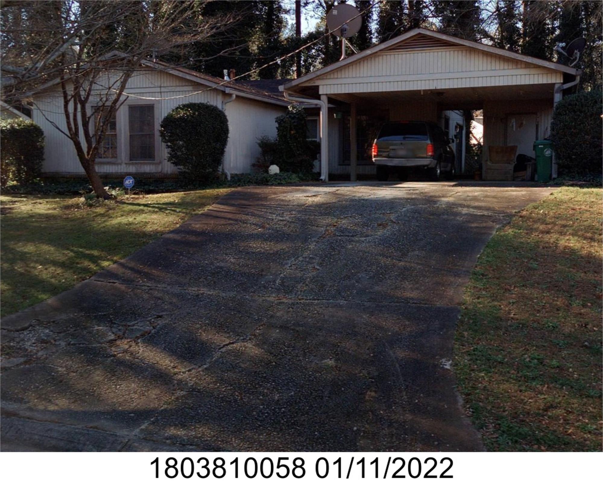 512 Rockborough Ter, Stone Mountain, GA 30083-3844