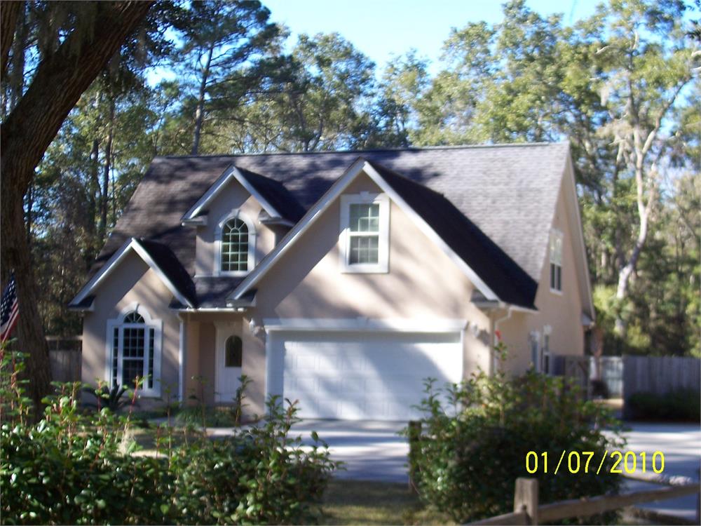 940 Belle Island Rd, Richmond Hill, GA 31324-5547