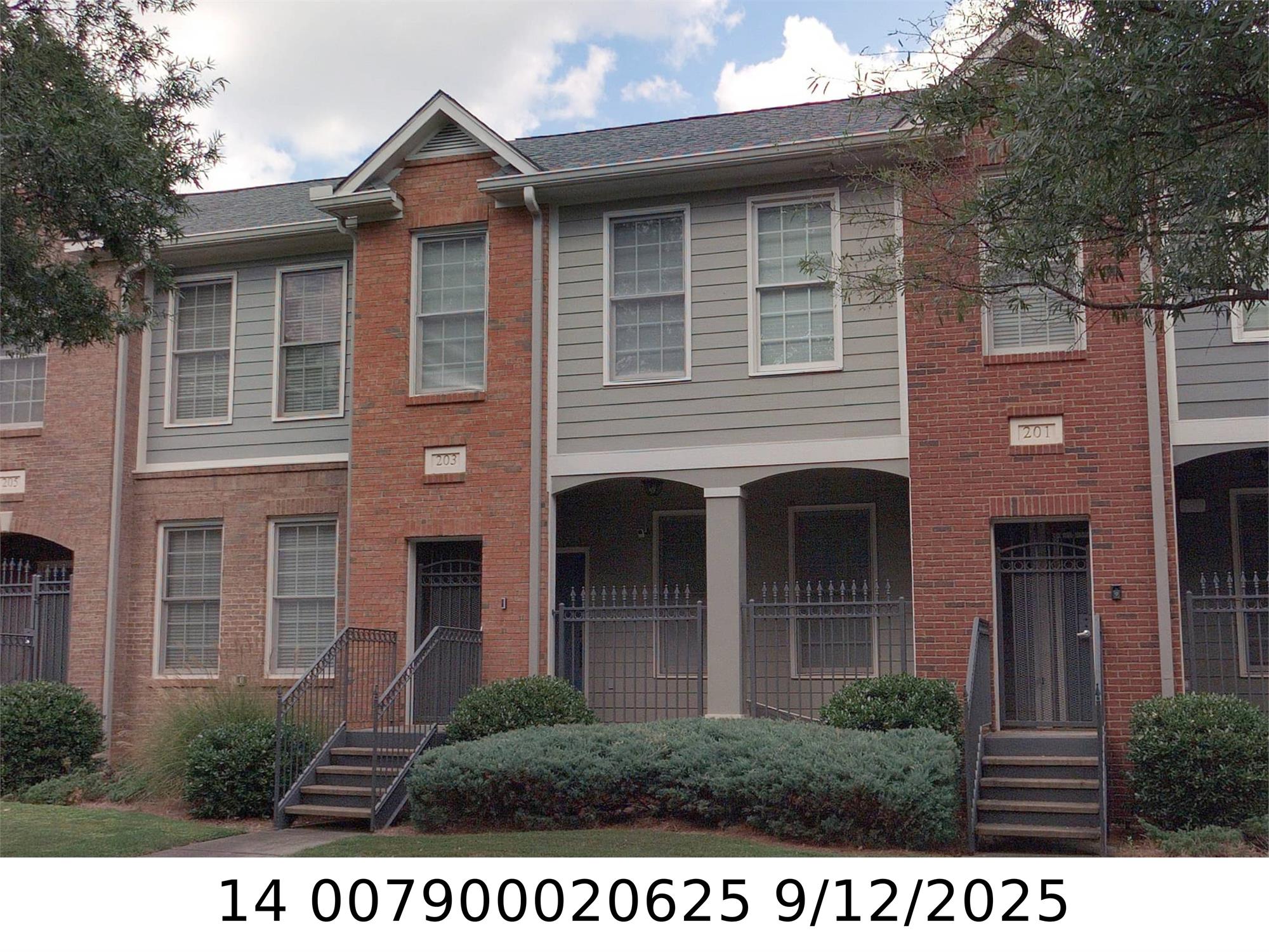 203 Merritts Ave Nw, Atlanta, GA 30313-2435