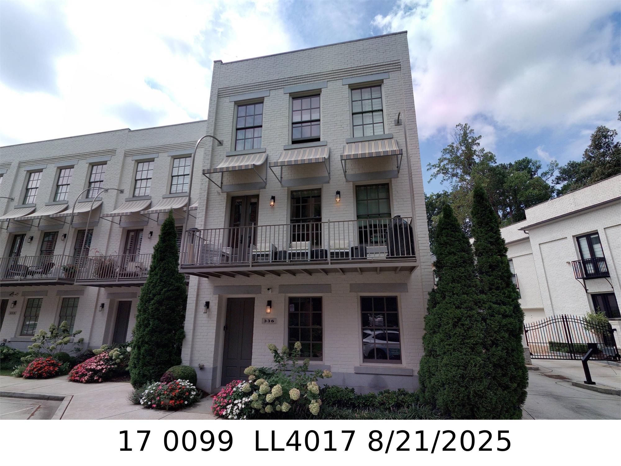 336 Stonemont Dr, Atlanta, GA 30305-1312