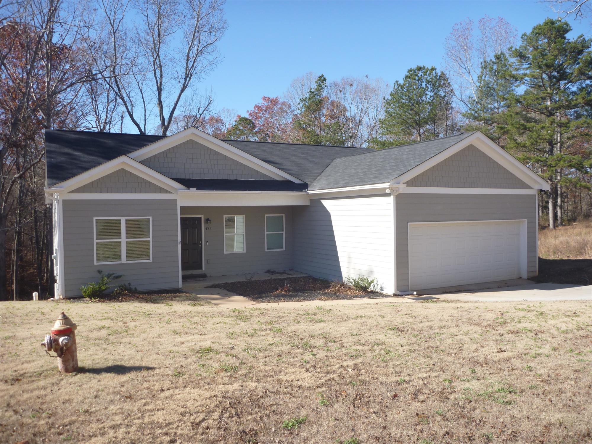 455 Candlestick Dr, Hull, GA 30646-3375