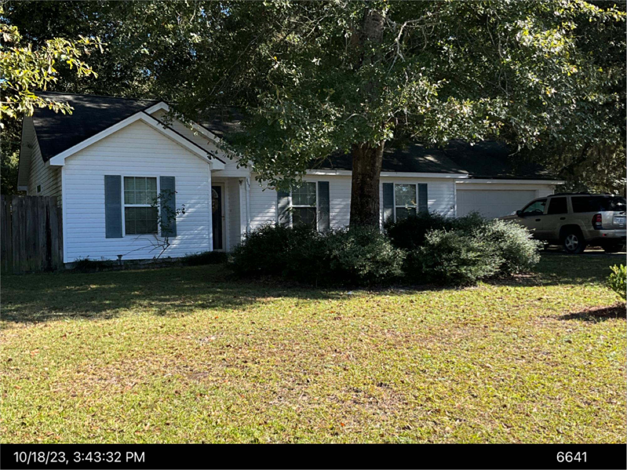 217 Walker Dr, Guyton, GA 31312-5295