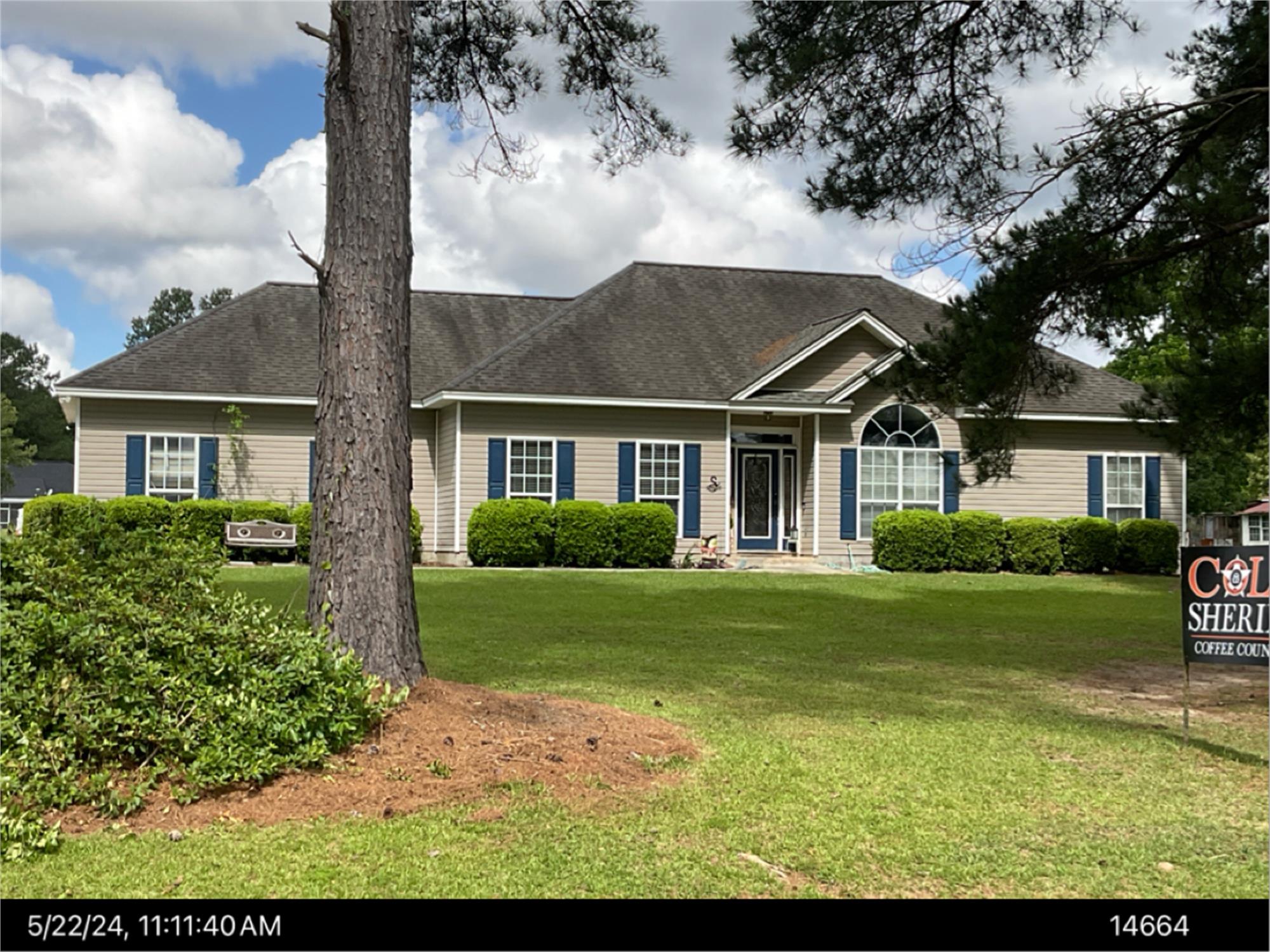 1033 Cherokee Rd, Douglas, GA 31533-7409