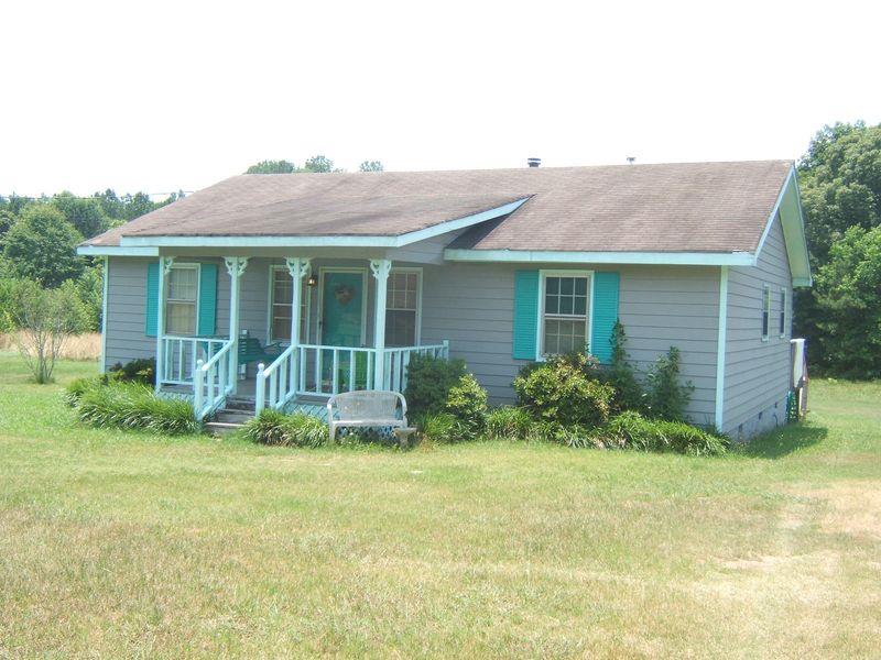 320 Whatley Rd, Griffin, GA 30224-7923
