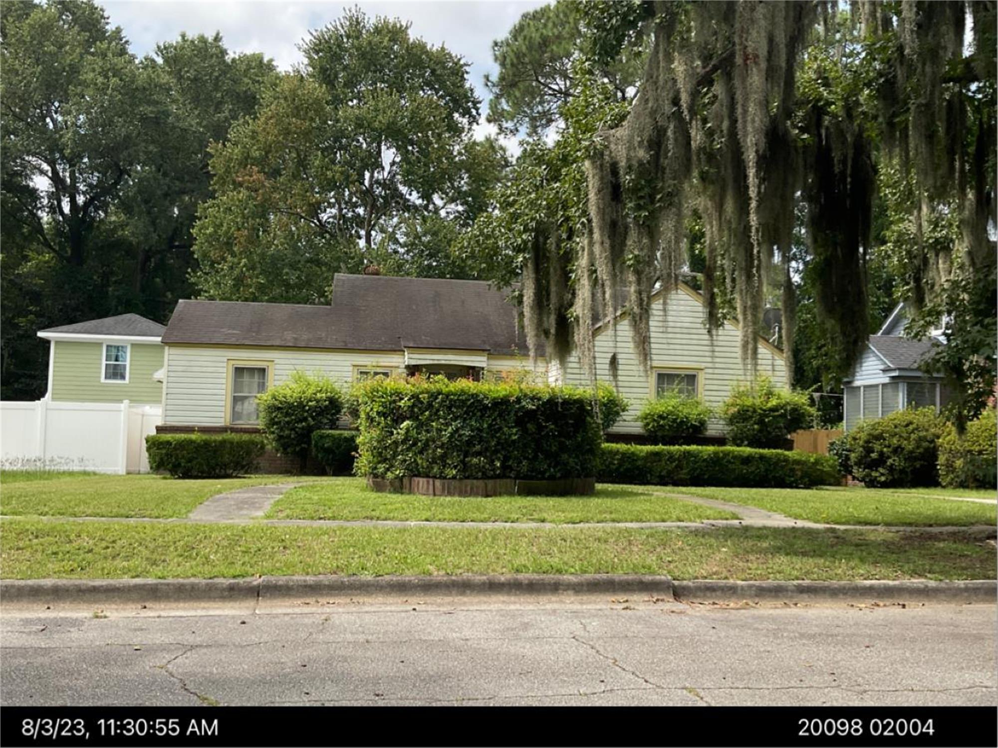 1609 E 51st St, Savannah, GA 31404-4213