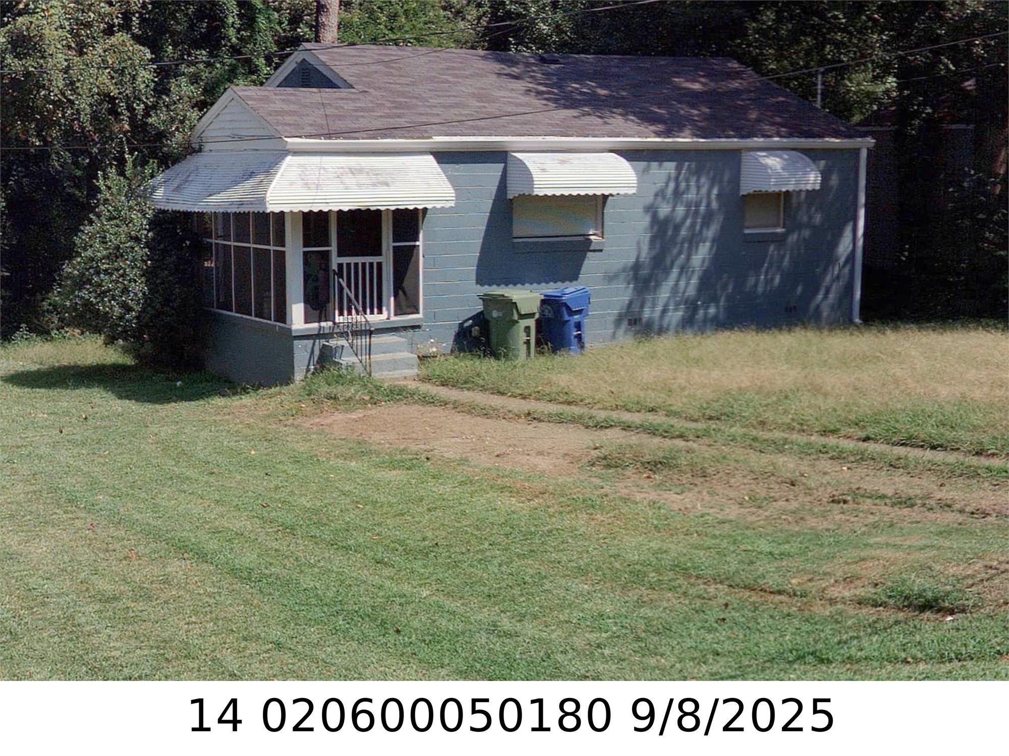2557 Loghaven Dr Nw, Atlanta, GA 30318-7425
