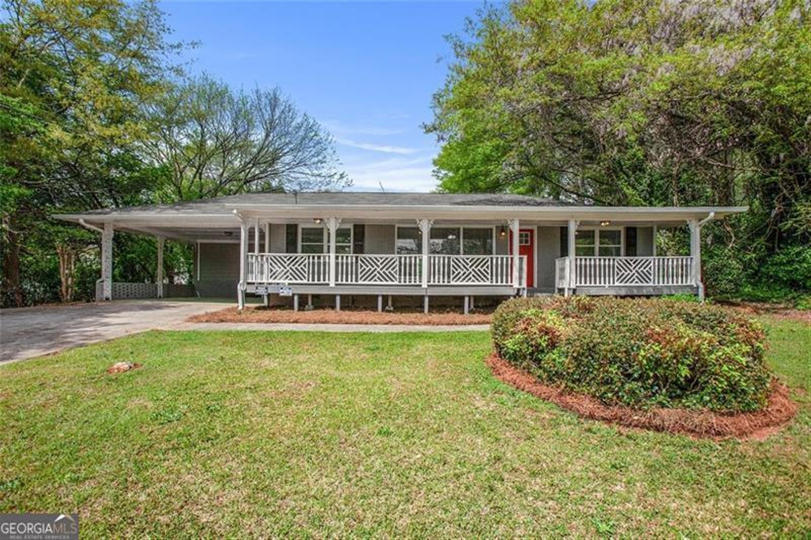 5052 W Mountain St, Stone Mountain, GA 30083-2837