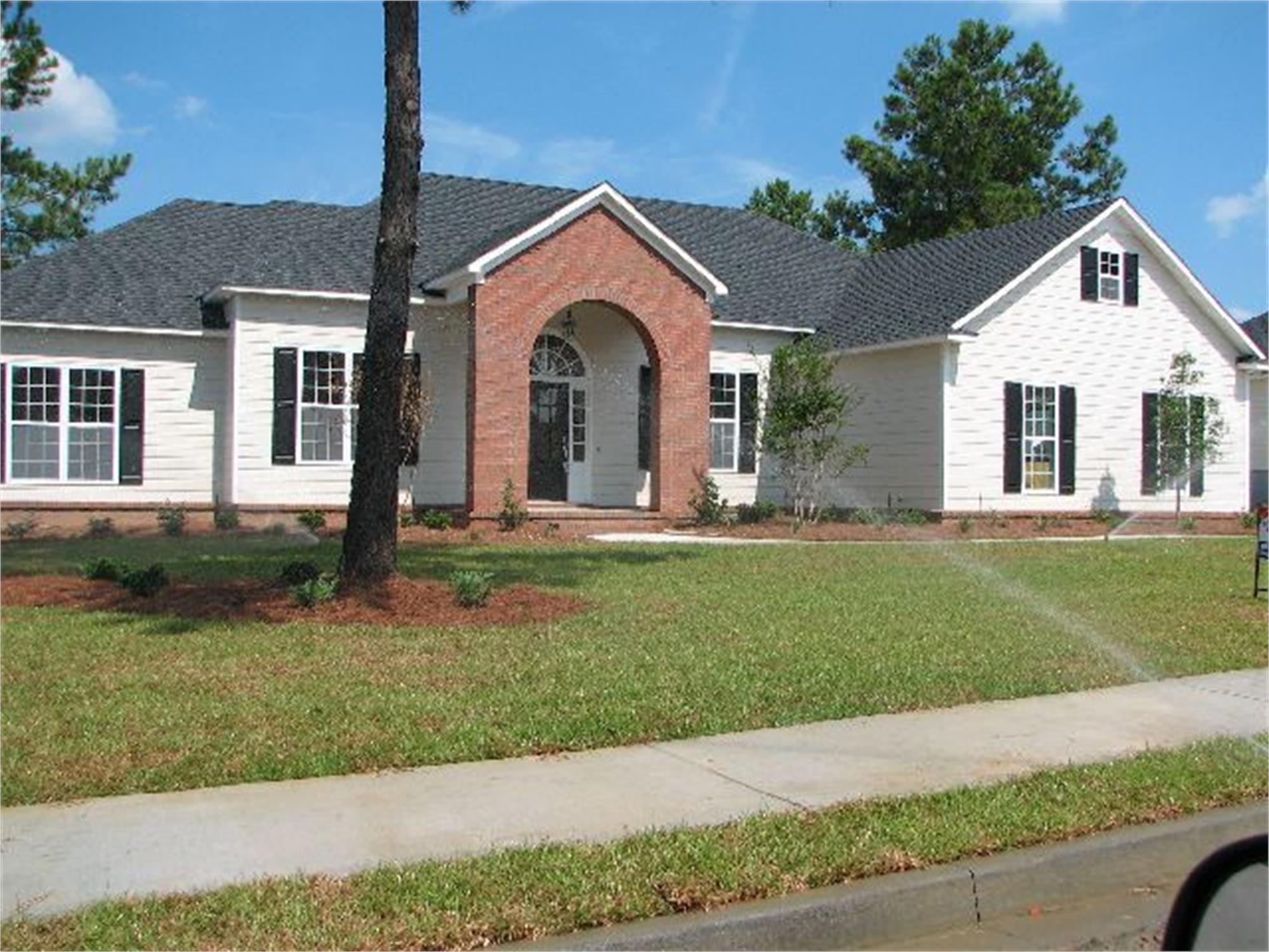 3679 Arbor Run Dr, Valdosta, GA 31605-7419