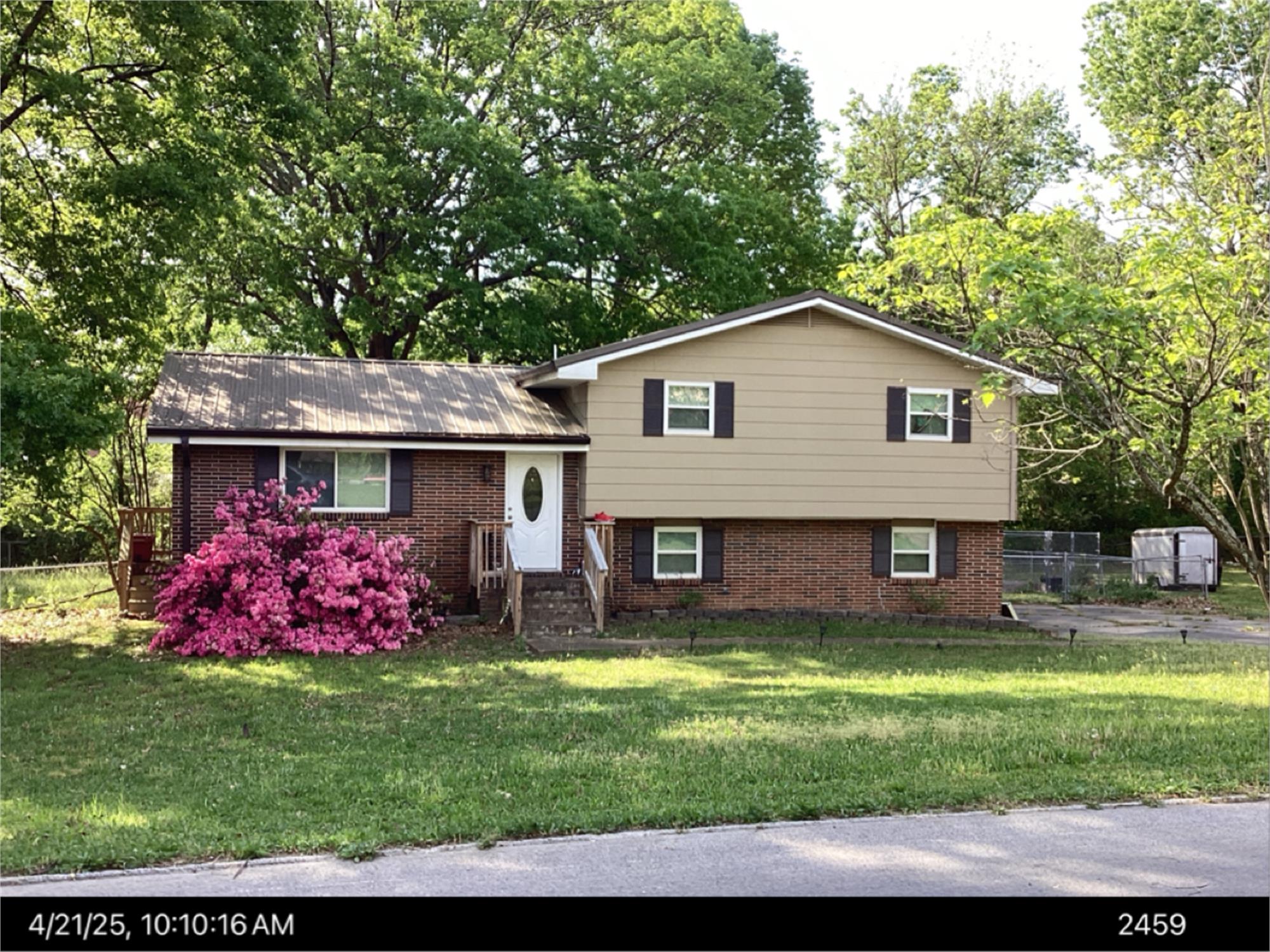 27 Edgewood Cir, Fort Oglethorpe, GA 30742-3011