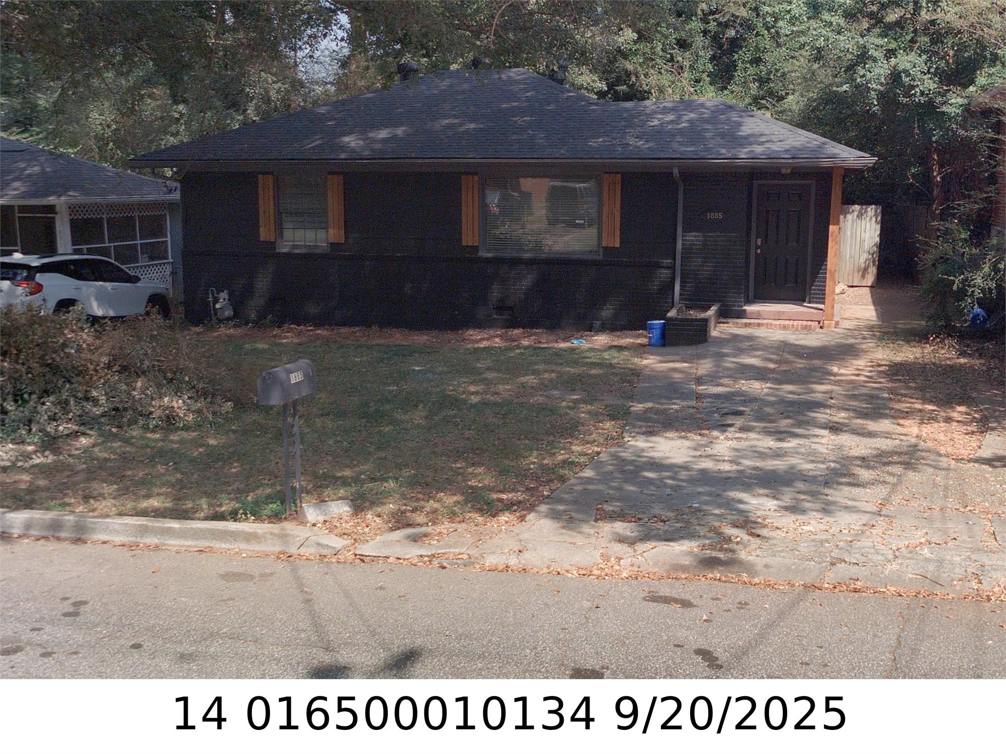 Broad Ave, Fulton, GA 30344