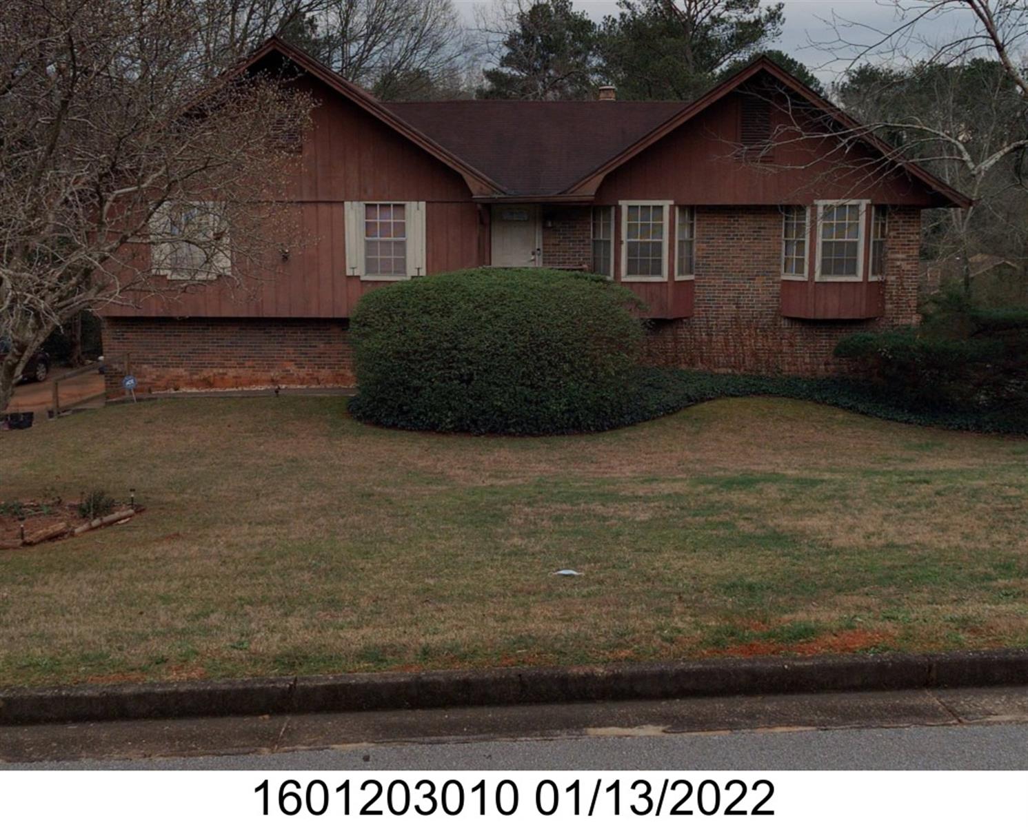 3299 Moravia Dr, Lithonia, GA 30038-2637