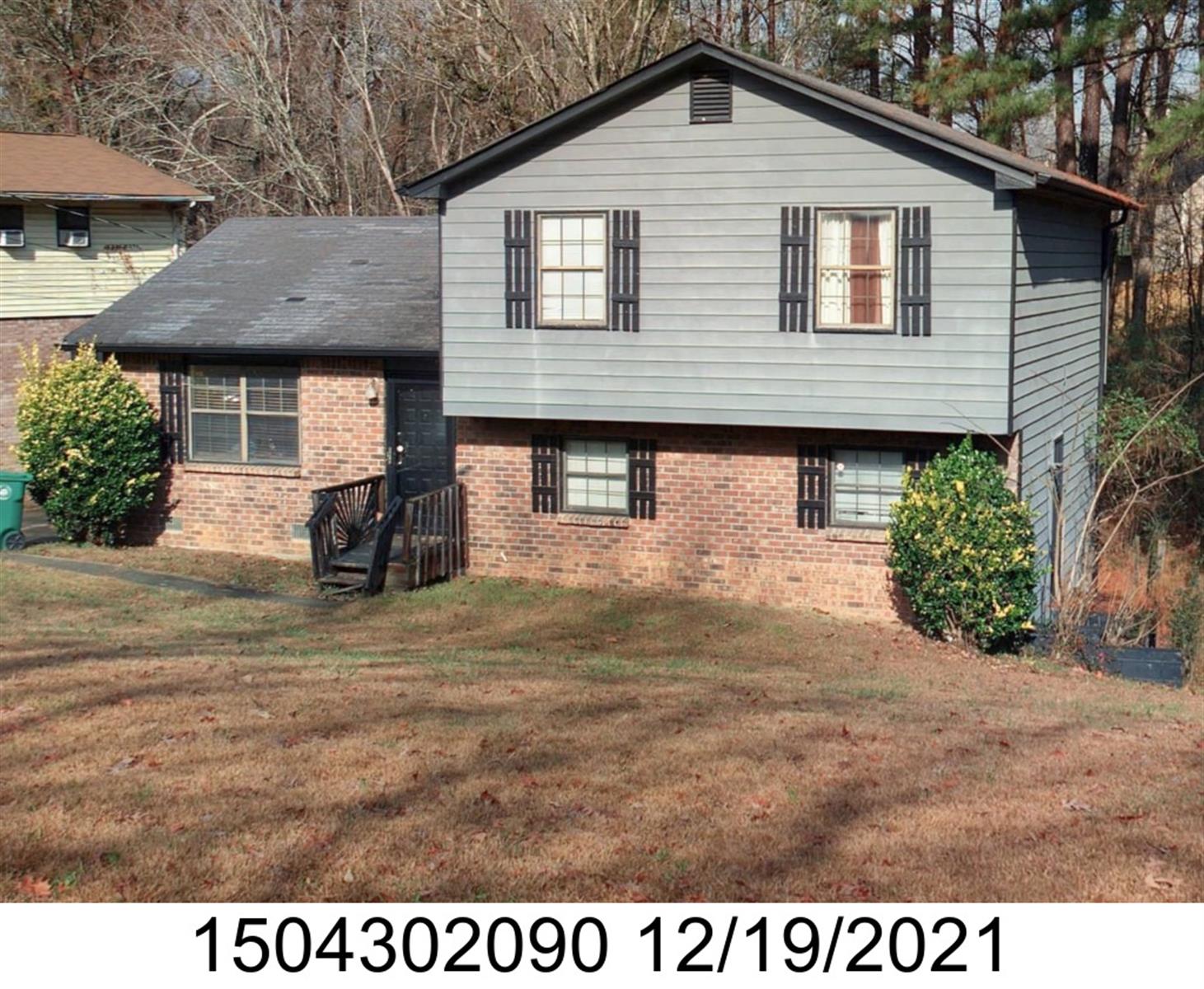 2320 Rolling Rock Dr, Conley, GA 30288-1467