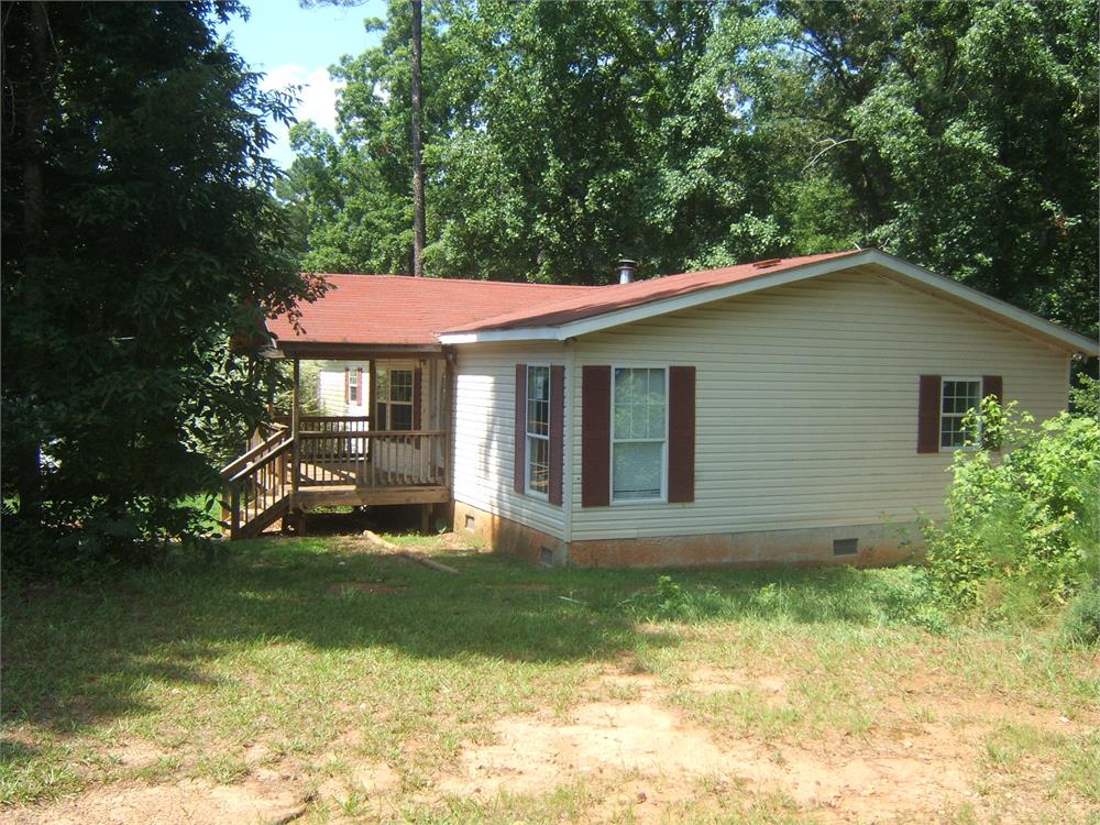 38 Habersham Cir, Griffin, GA 30224-7843