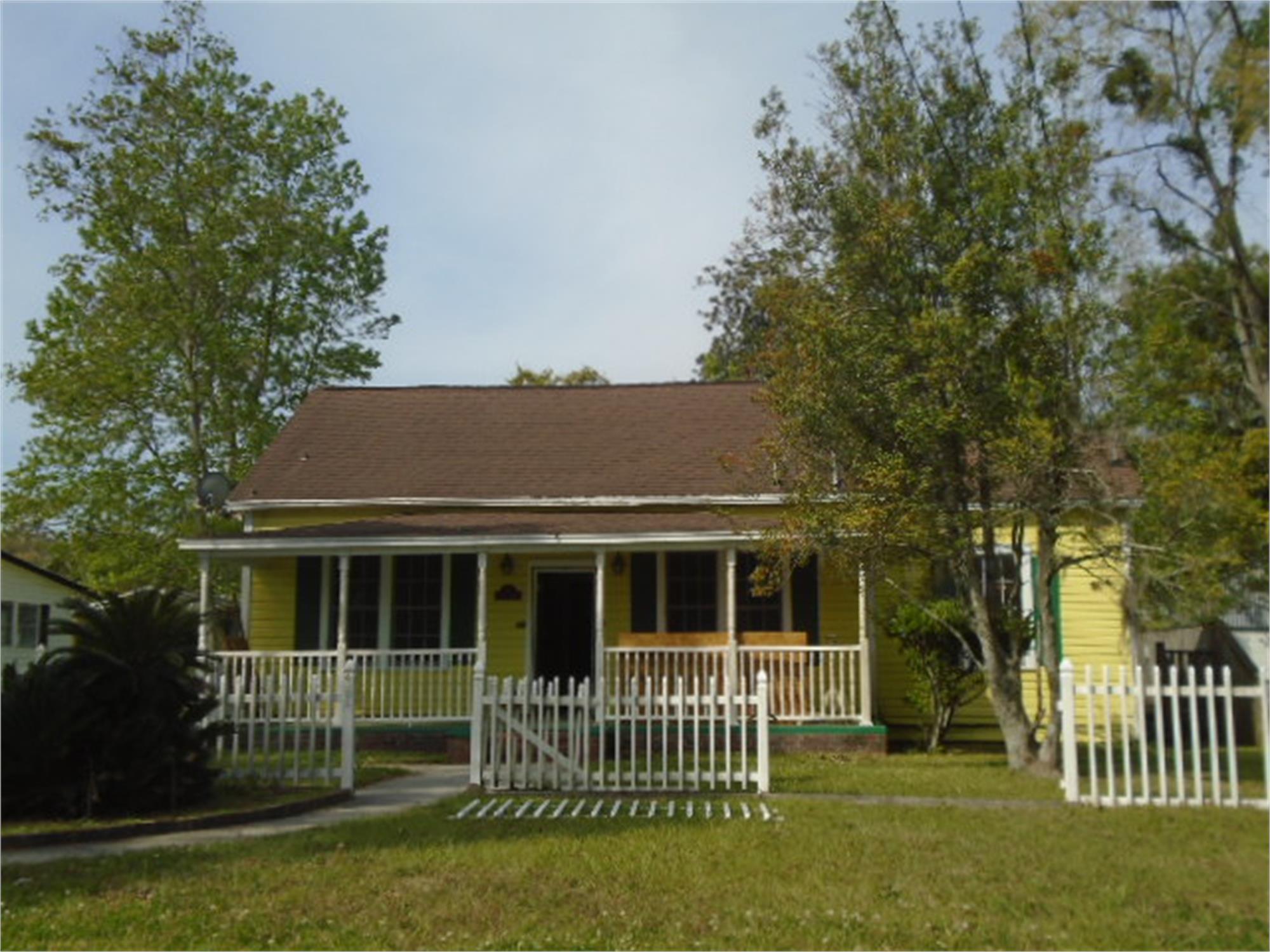 109 Appleby Rd, Port Wentworth, GA 31407-1105
