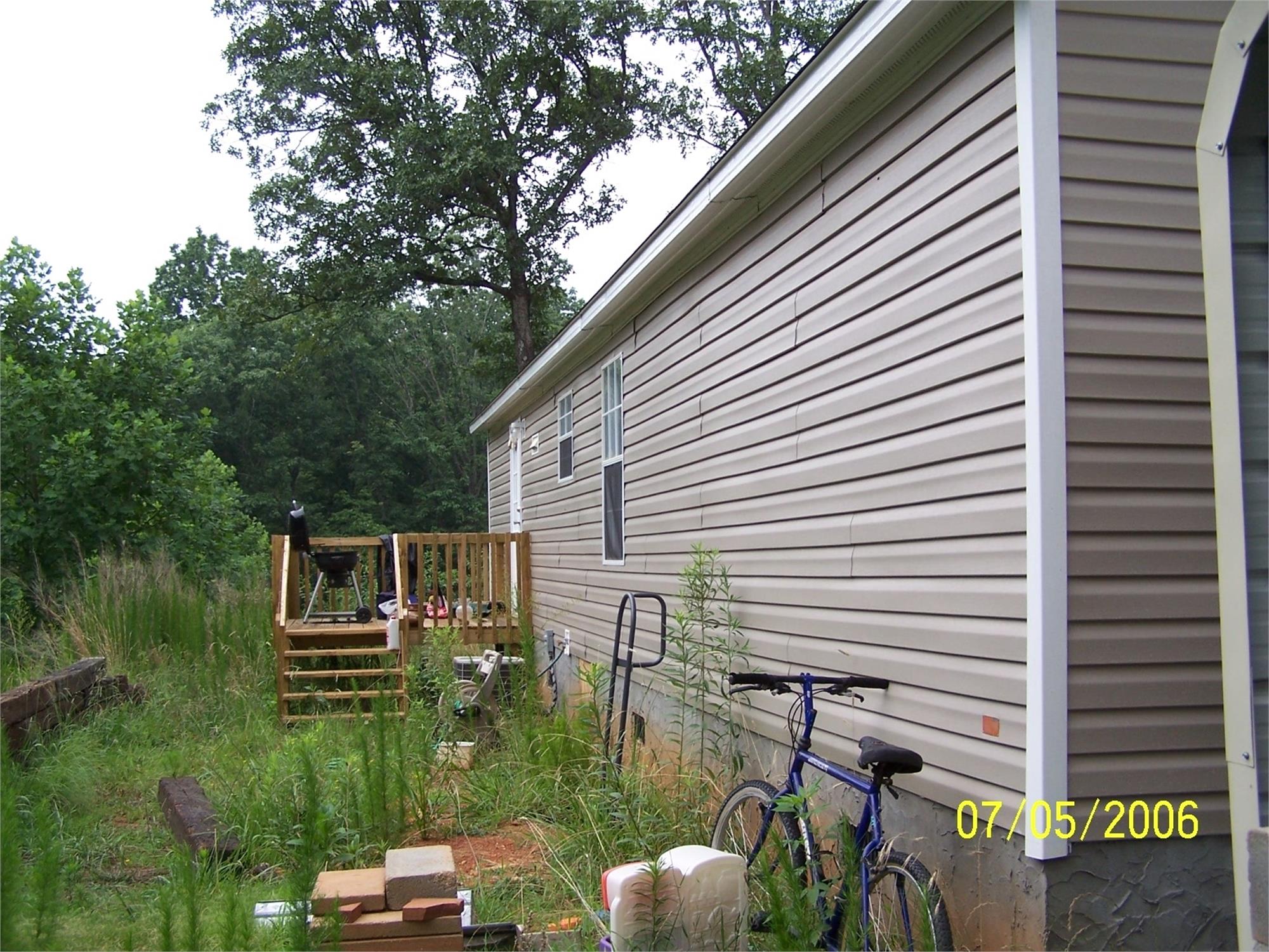 99 Essex Dr, Dahlonega, GA 30533-8226