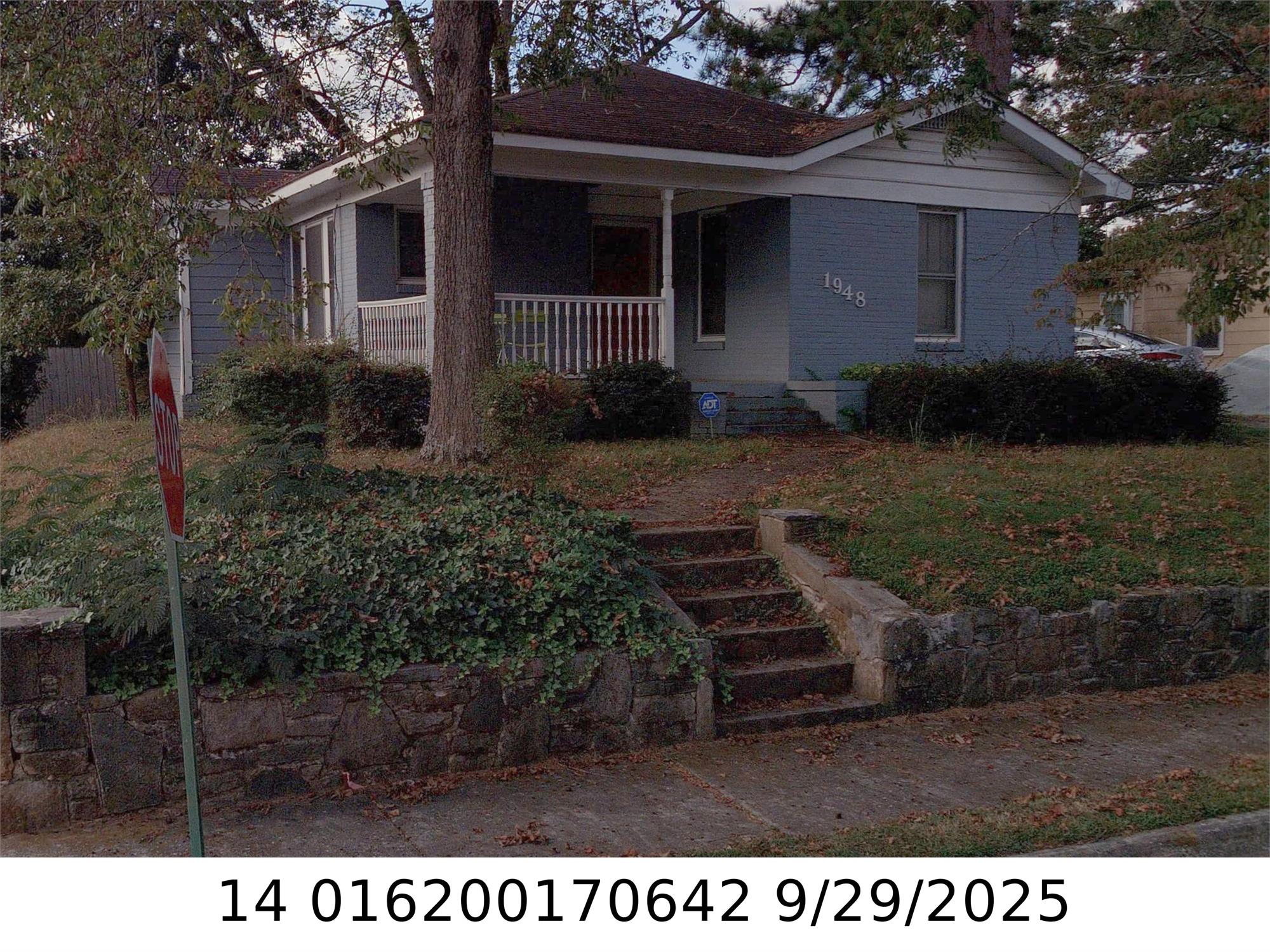 1948 John Calvin Ave, Atlanta, GA 30337-2543