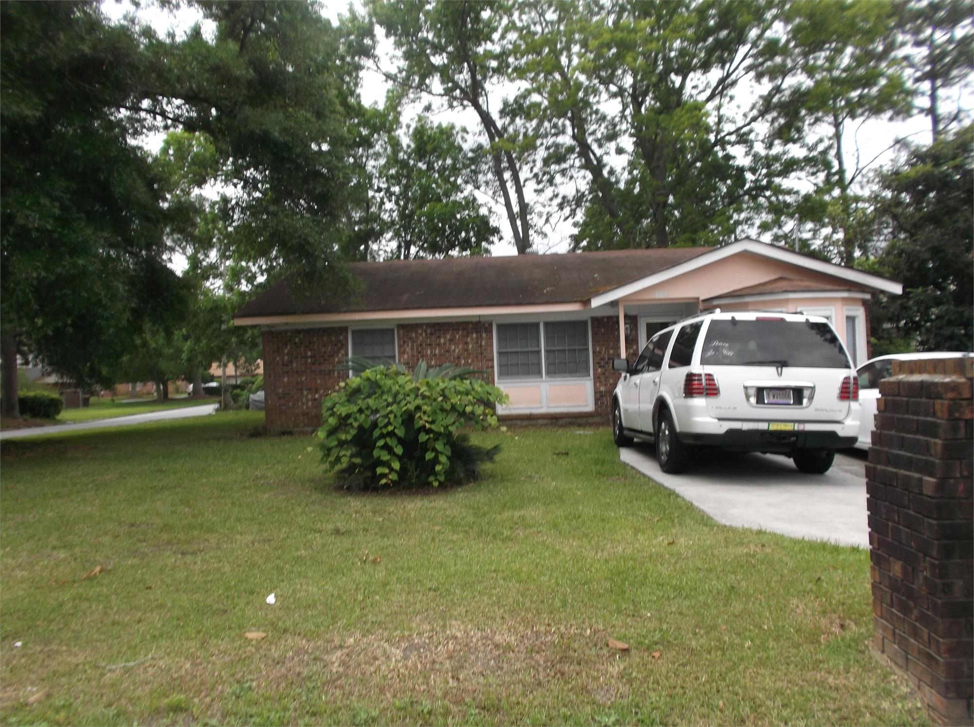 1443 Maywood Ave, Savannah, GA 31415-7955